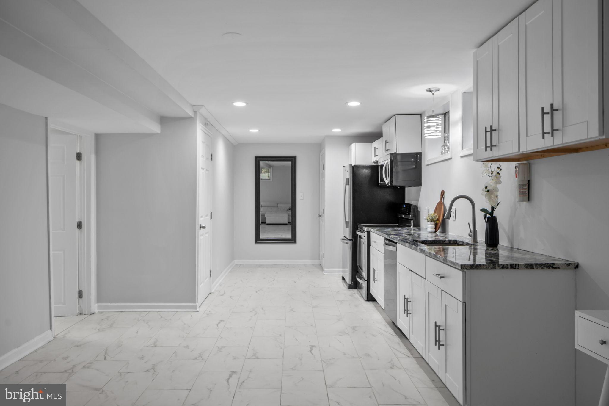 BATTERSEA ON THE BAY - Residential