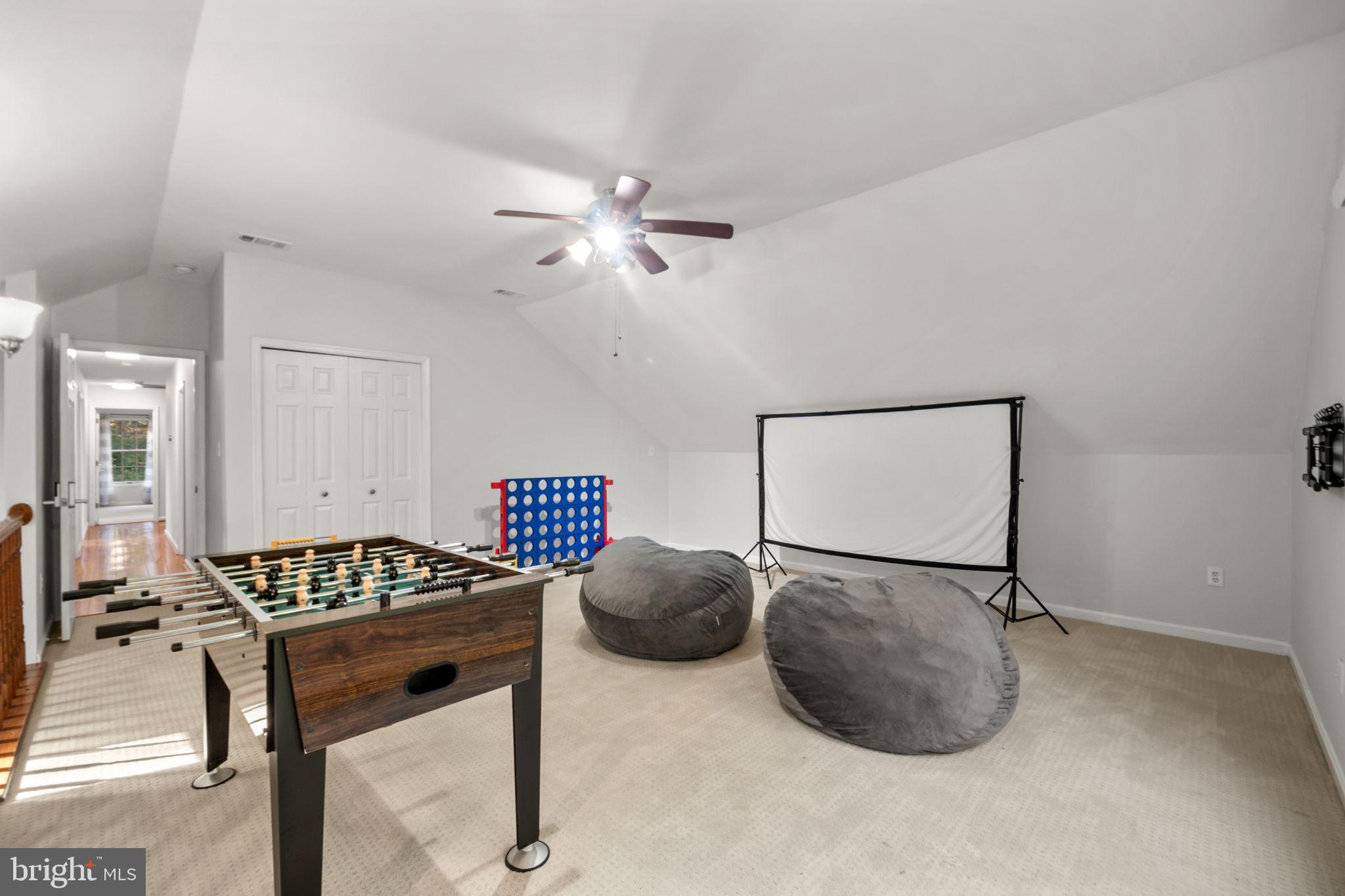 BATTERSEA ON THE BAY - Residential