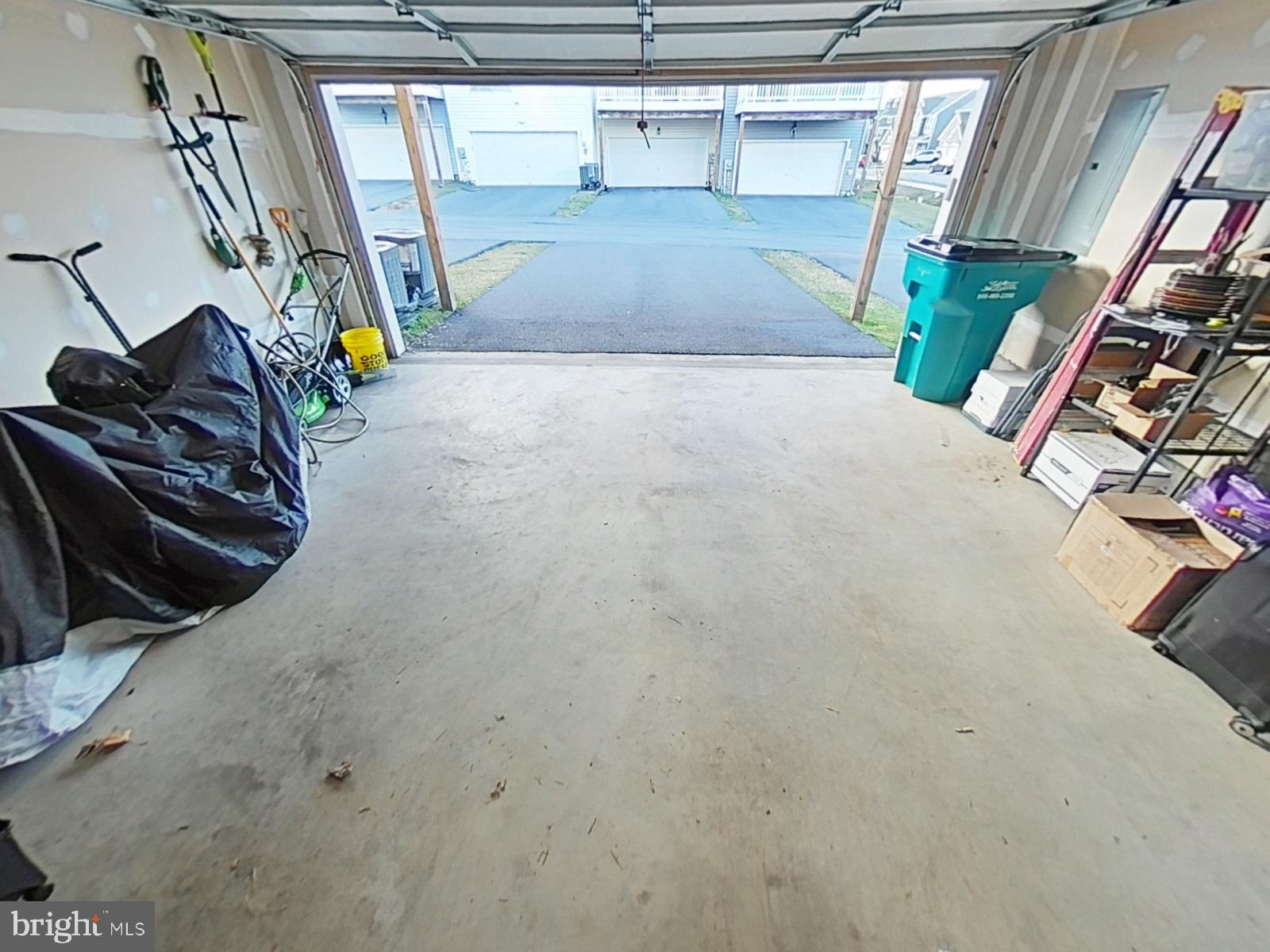 TALLYN RIDGE - Residential