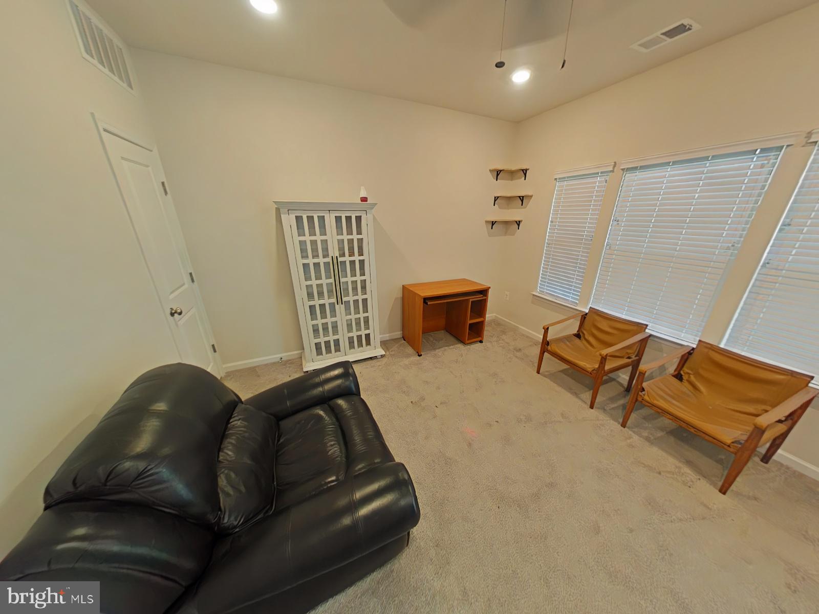 TALLYN RIDGE - Residential