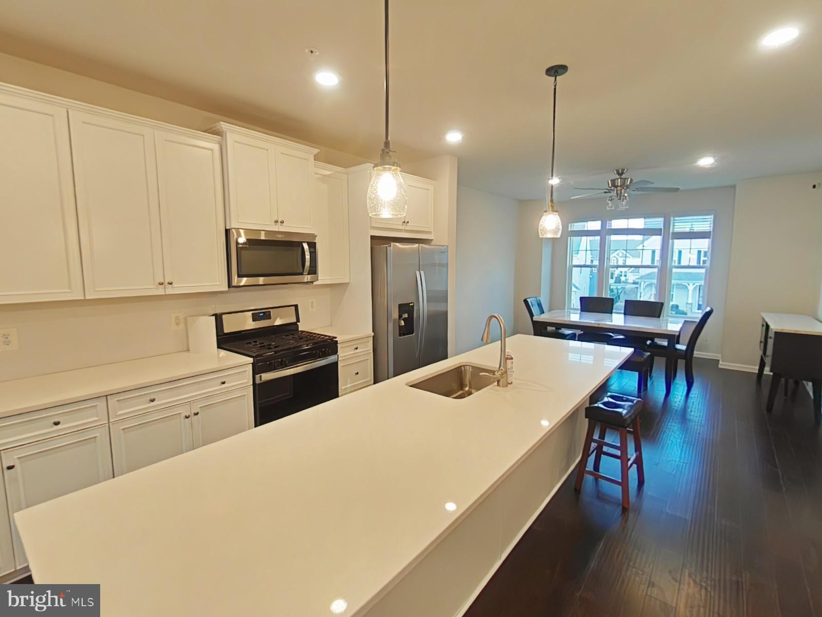 TALLYN RIDGE - Residential