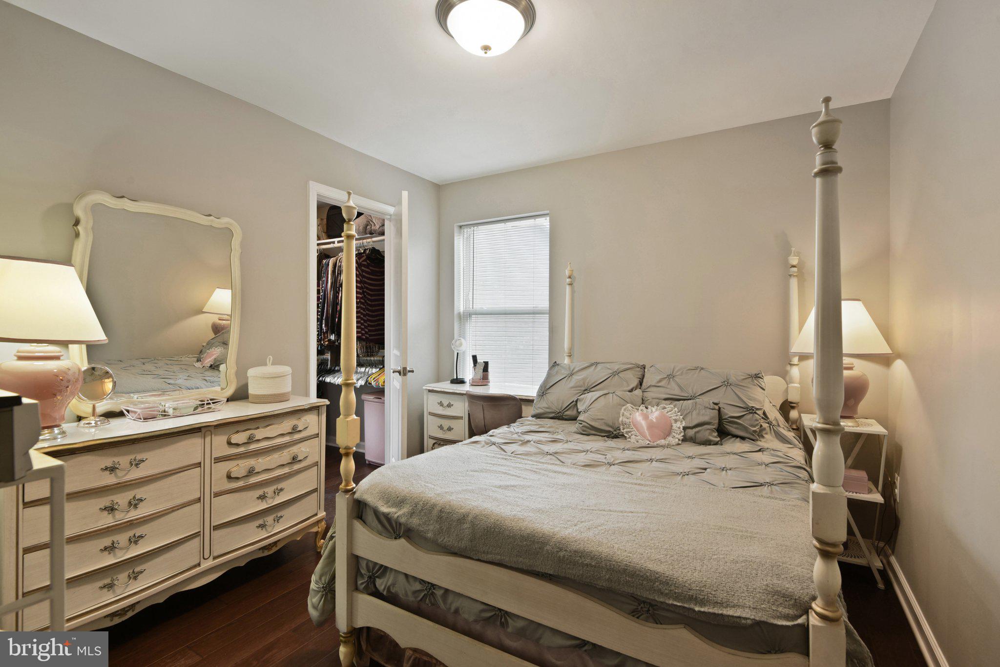 SOUTH GLYMONT SUB - Residential