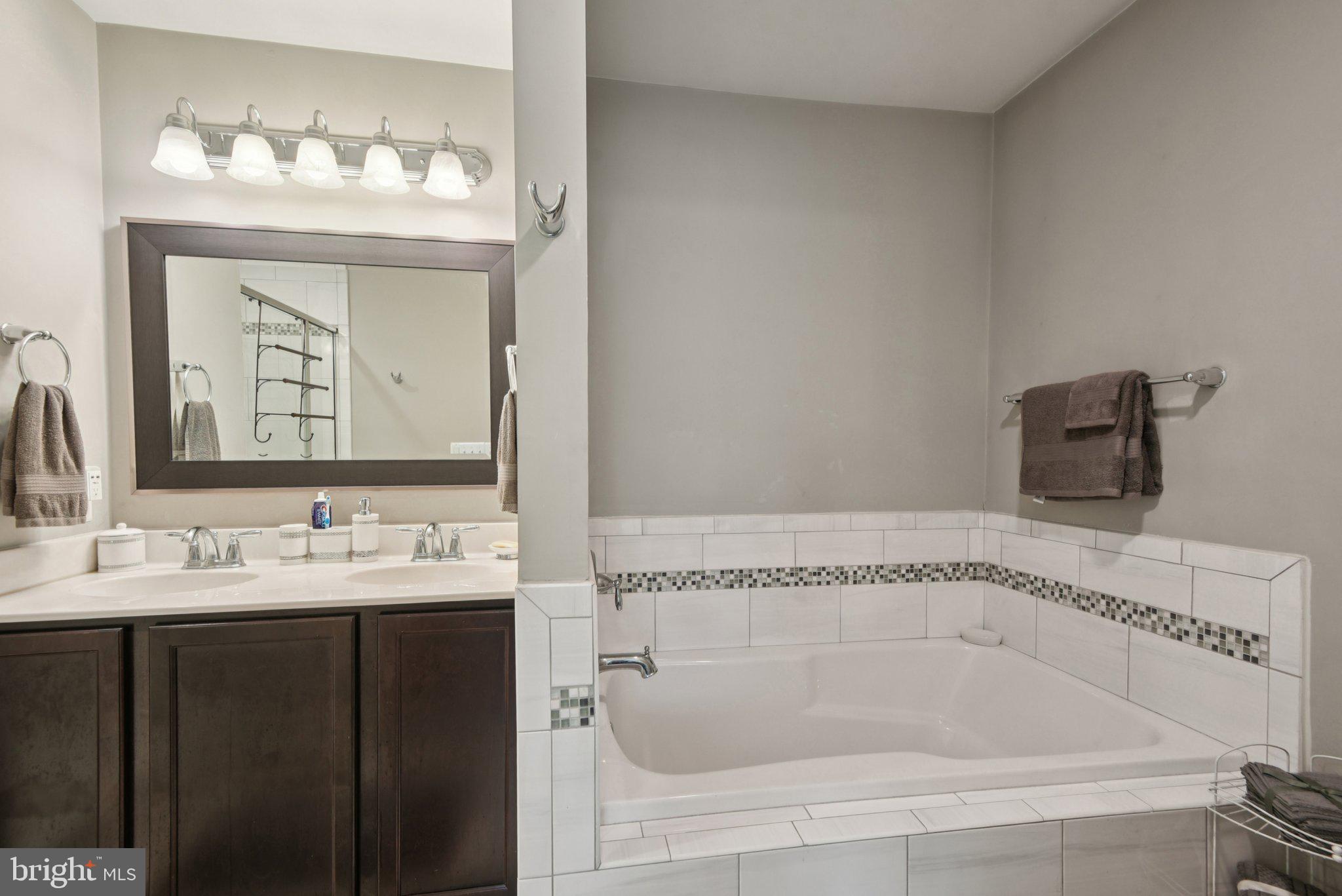 SOUTH GLYMONT SUB - Residential