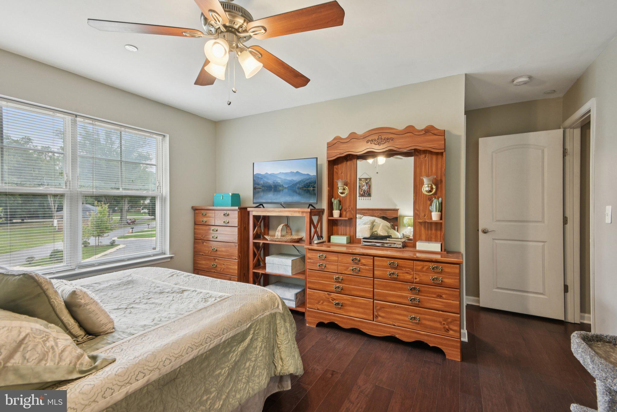 SOUTH GLYMONT SUB - Residential