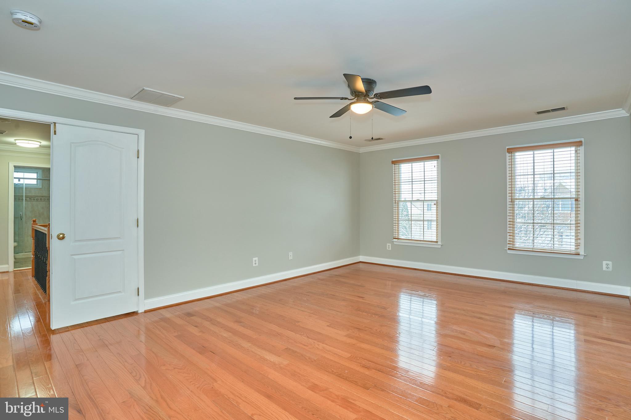 LOUDOUN VALLEY ESTATES - Residential Lease