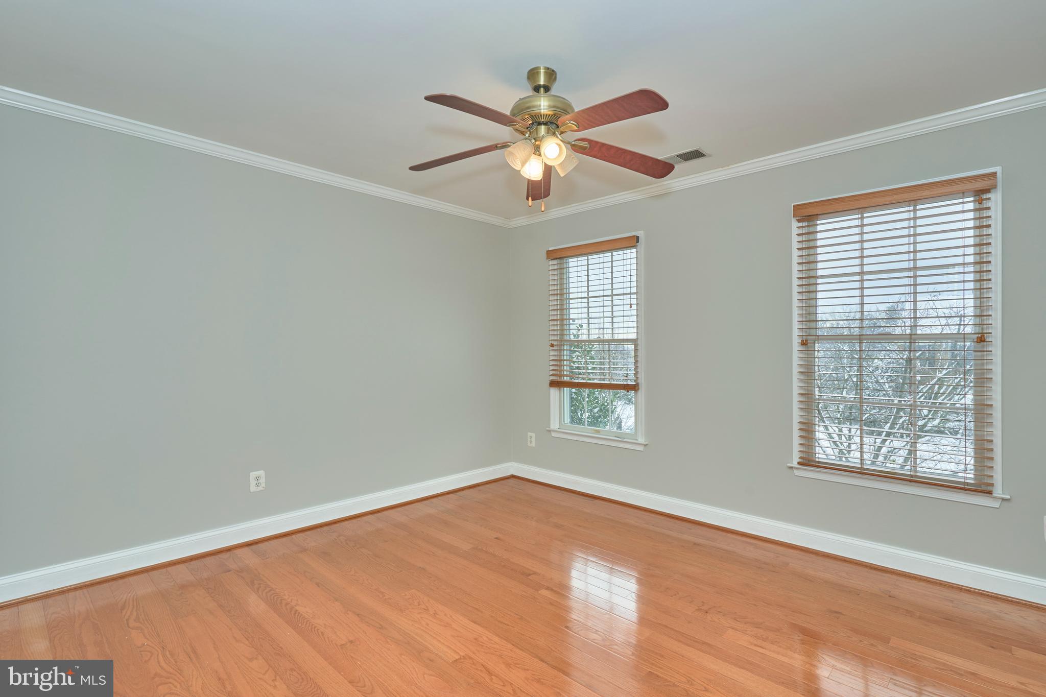 LOUDOUN VALLEY ESTATES - Residential Lease