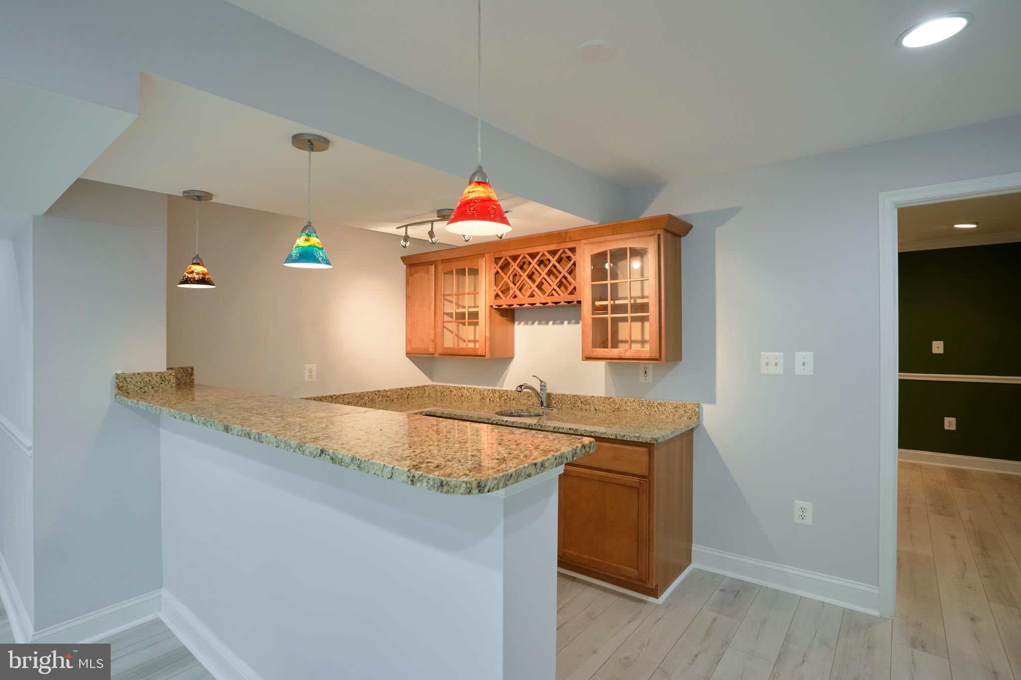 LOUDOUN VALLEY ESTATES - Residential Lease