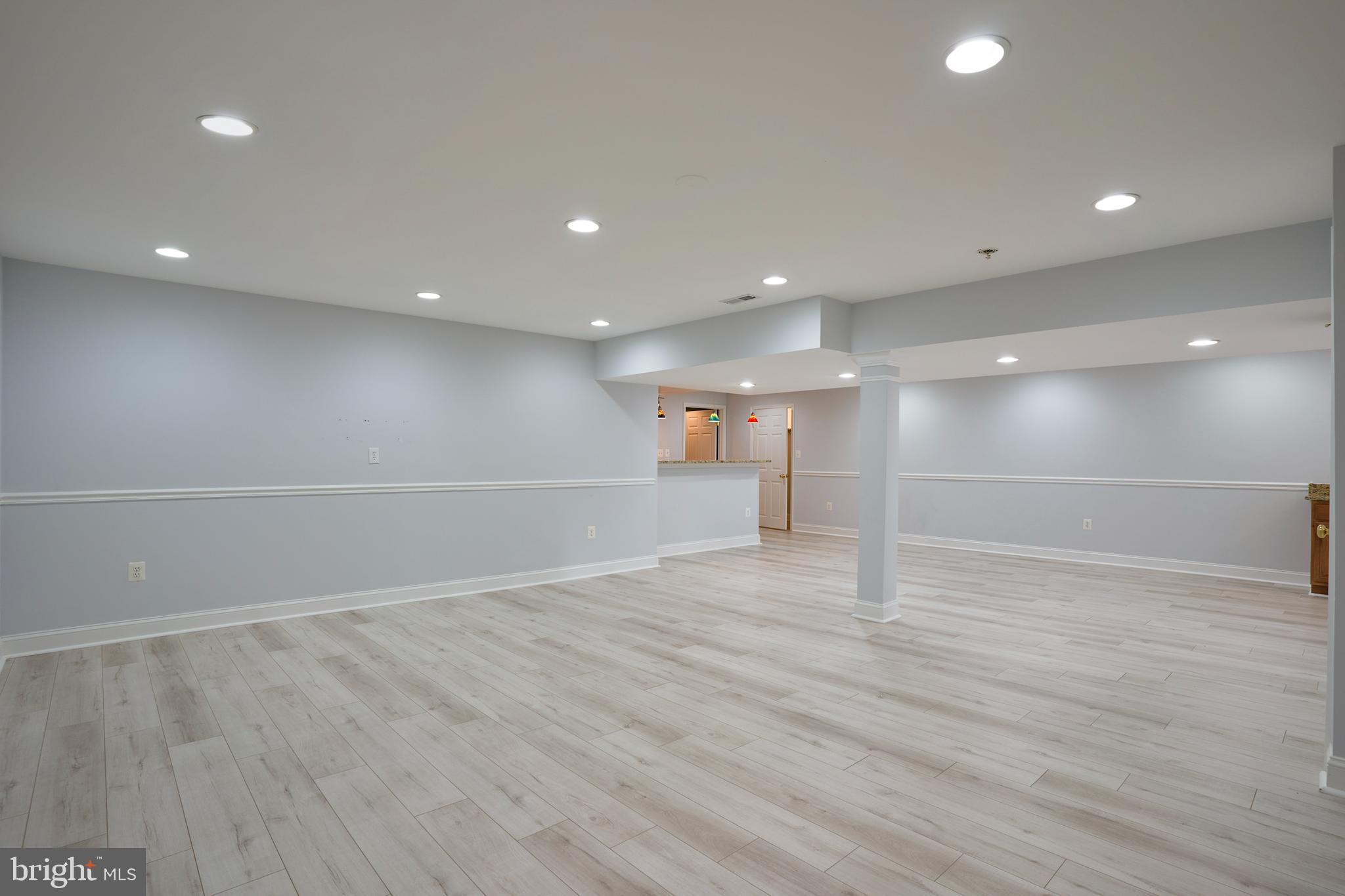 LOUDOUN VALLEY ESTATES - Residential Lease