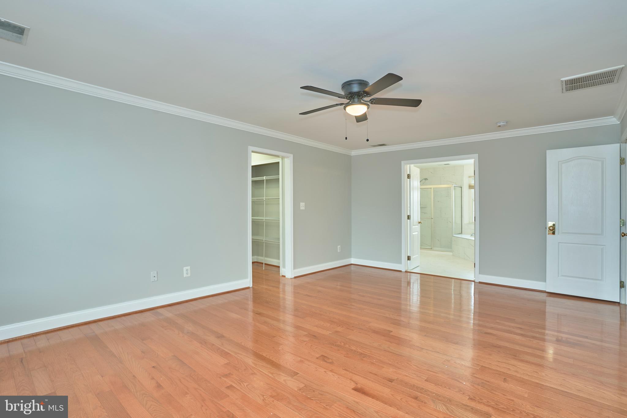 LOUDOUN VALLEY ESTATES - Residential Lease