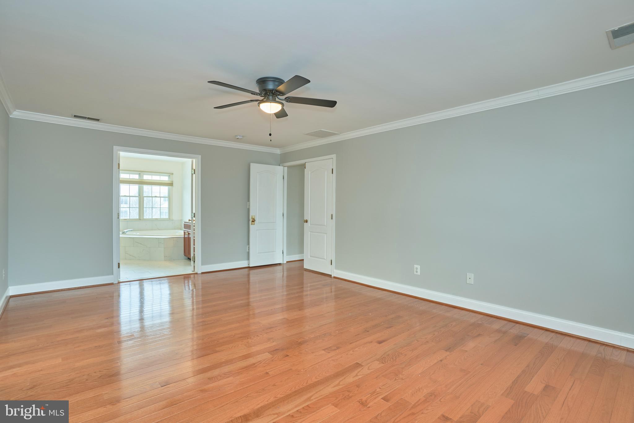 LOUDOUN VALLEY ESTATES - Residential Lease