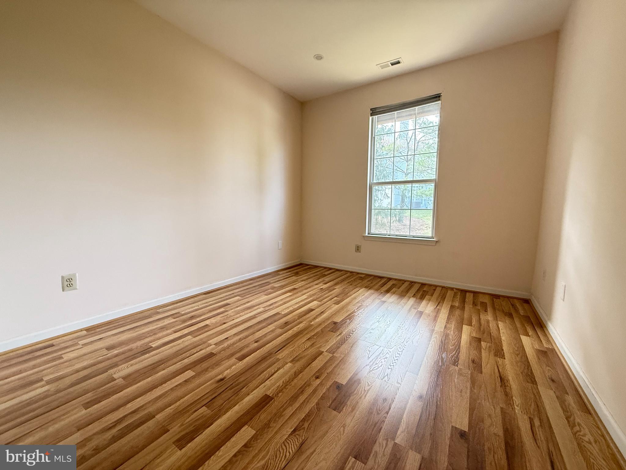 BROOKSTONE - Residential Lease