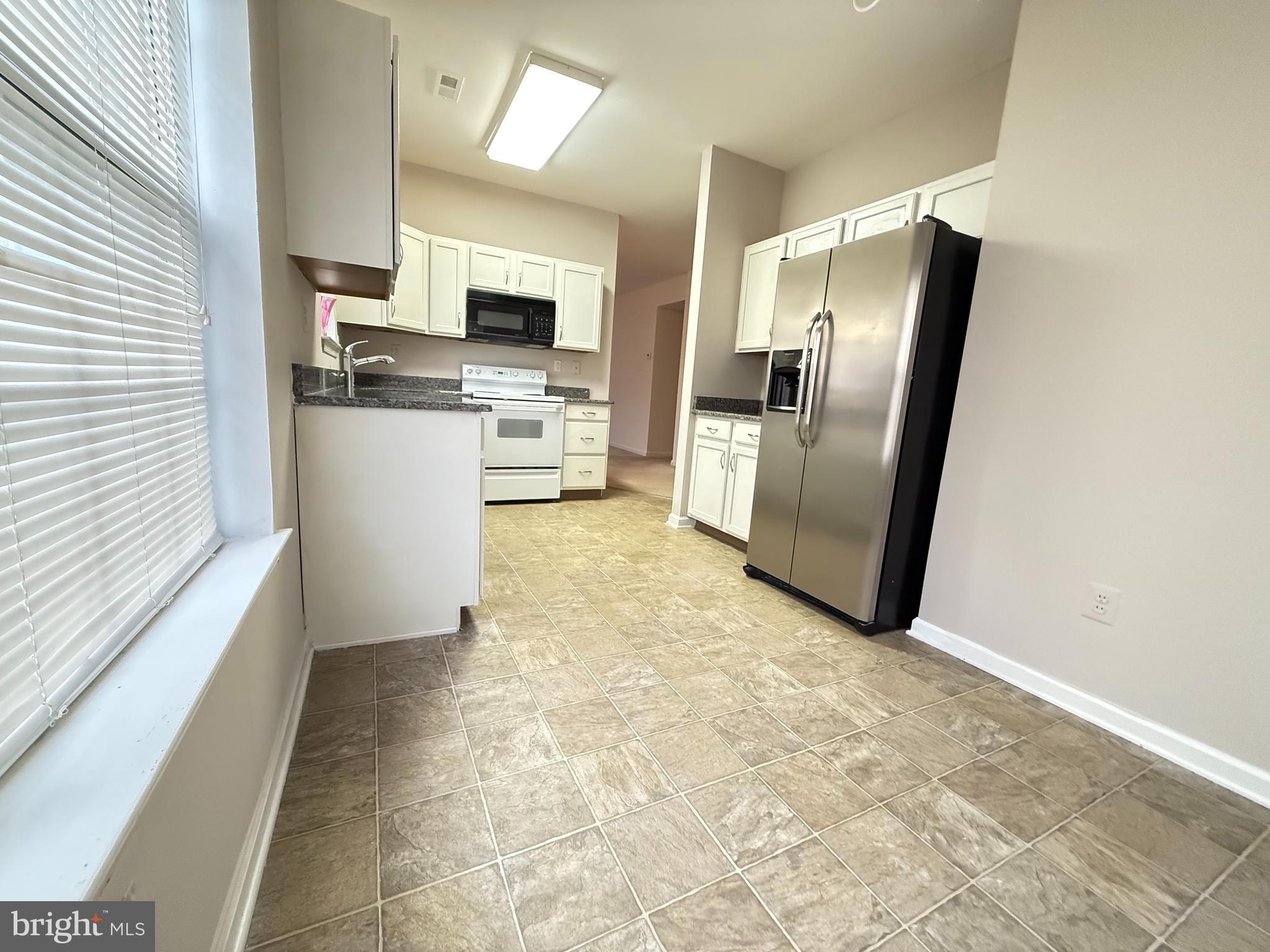 BROOKSTONE - Residential Lease