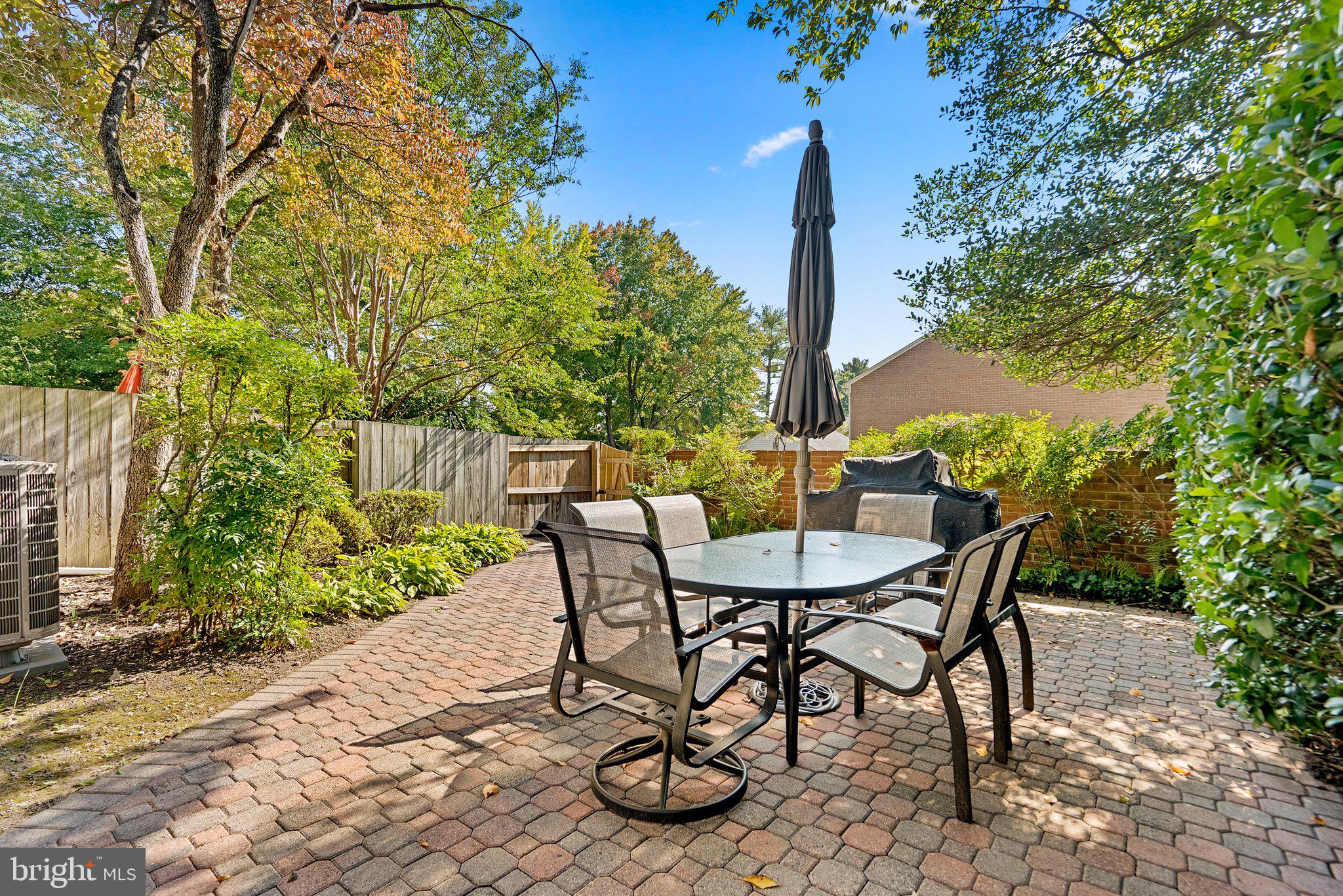 STEDWICK TOWNHOUSES - Residential