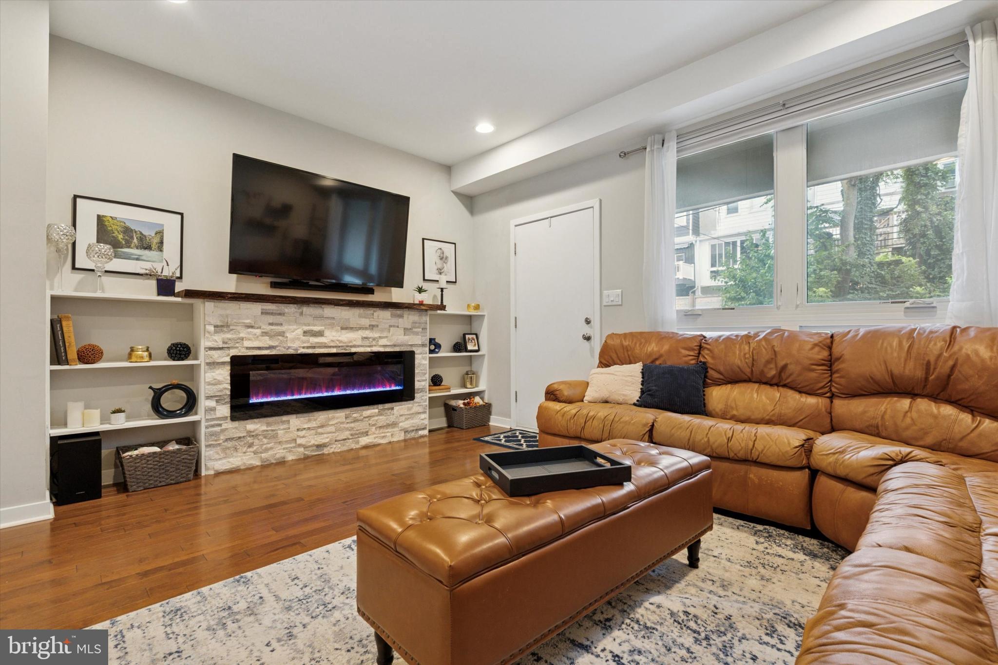 MANAYUNK - Residential