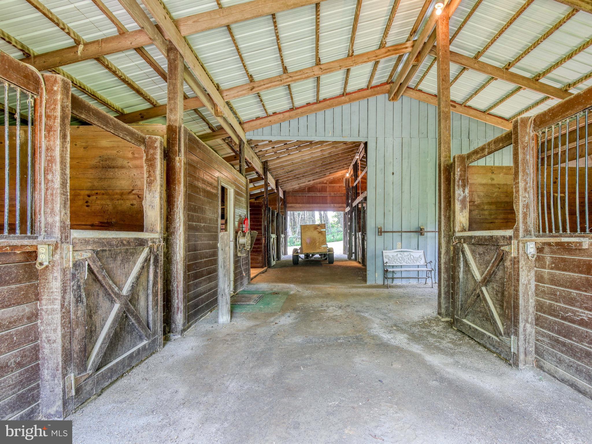 KALNASY - Residential