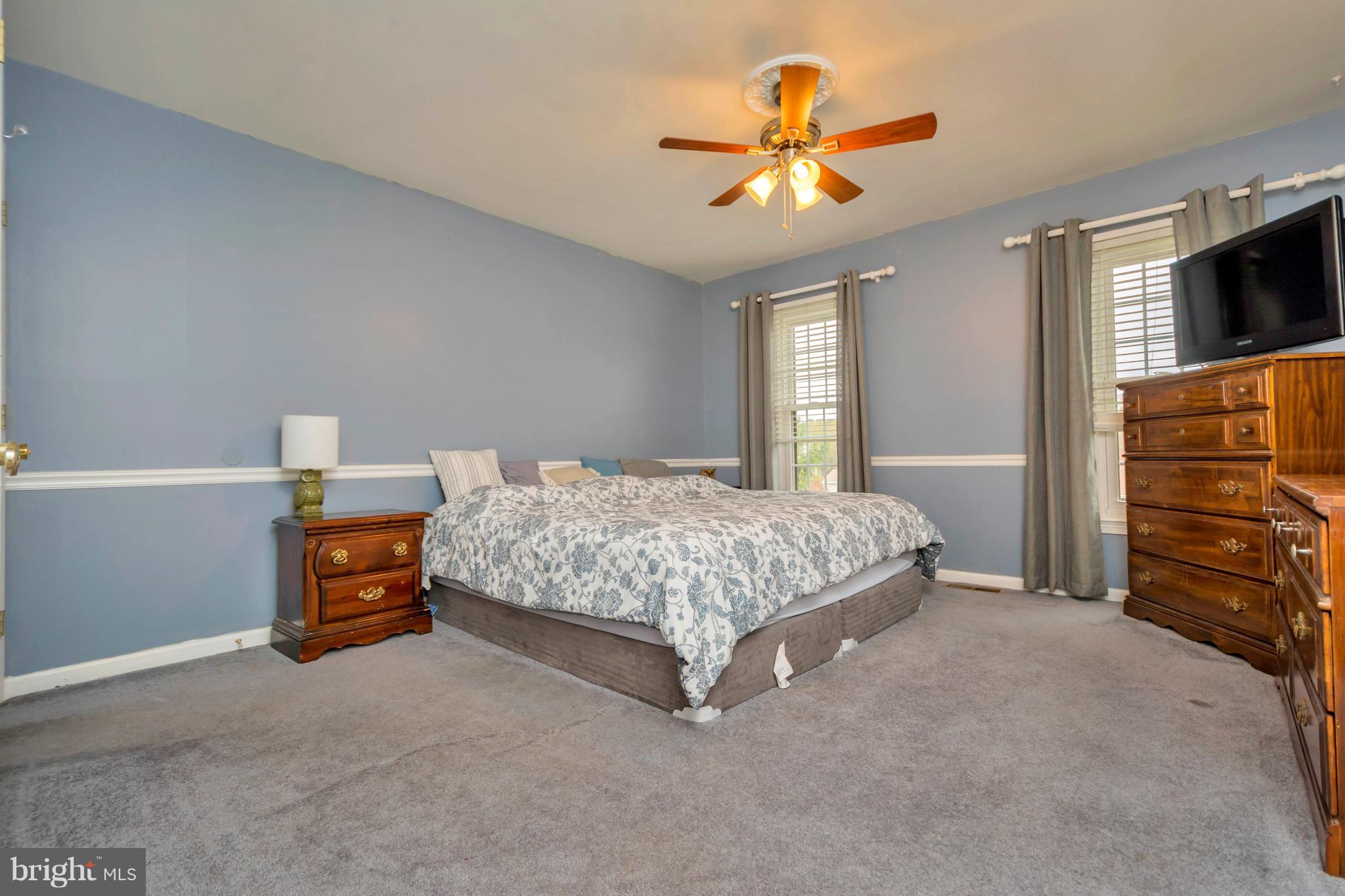 SHERATON HILLS EAST - Residential