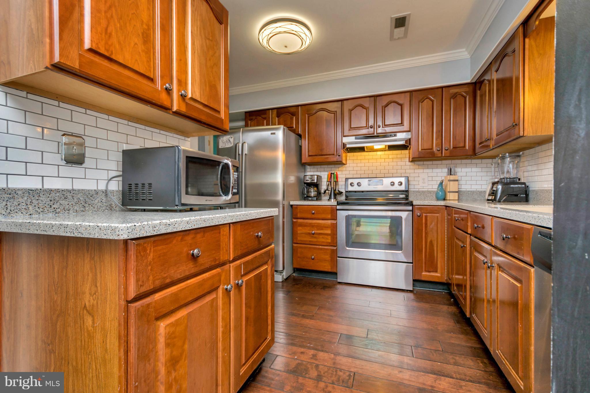 SHERATON HILLS EAST - Residential