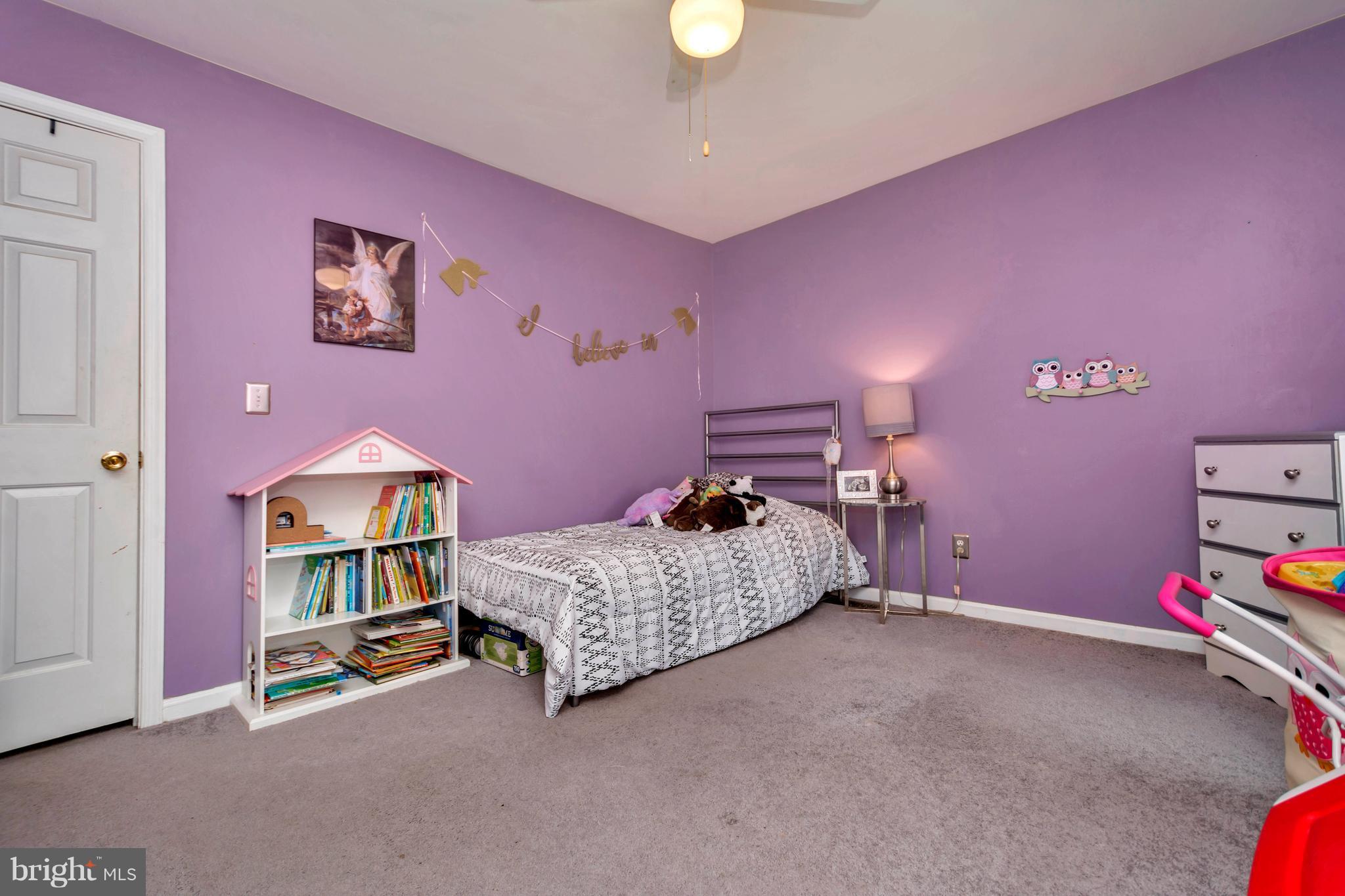 SHERATON HILLS EAST - Residential