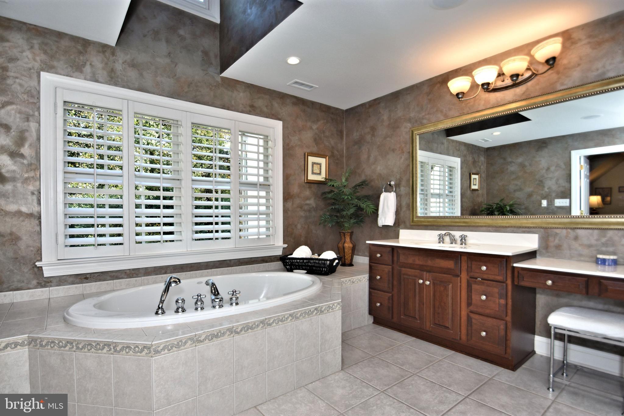 JERICHO MOUNTAIN E - Residential