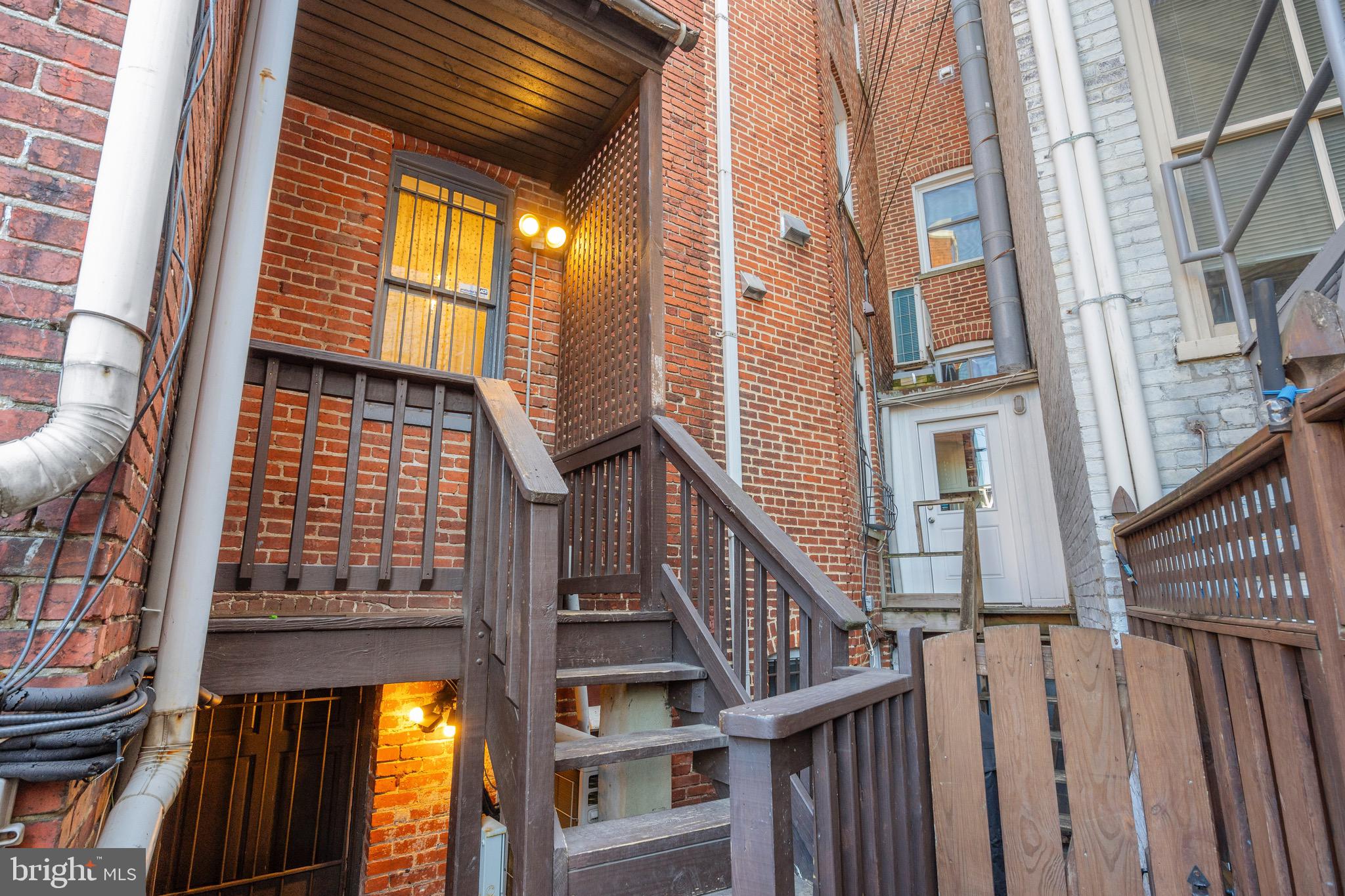 CAPITOL HILL - Residential