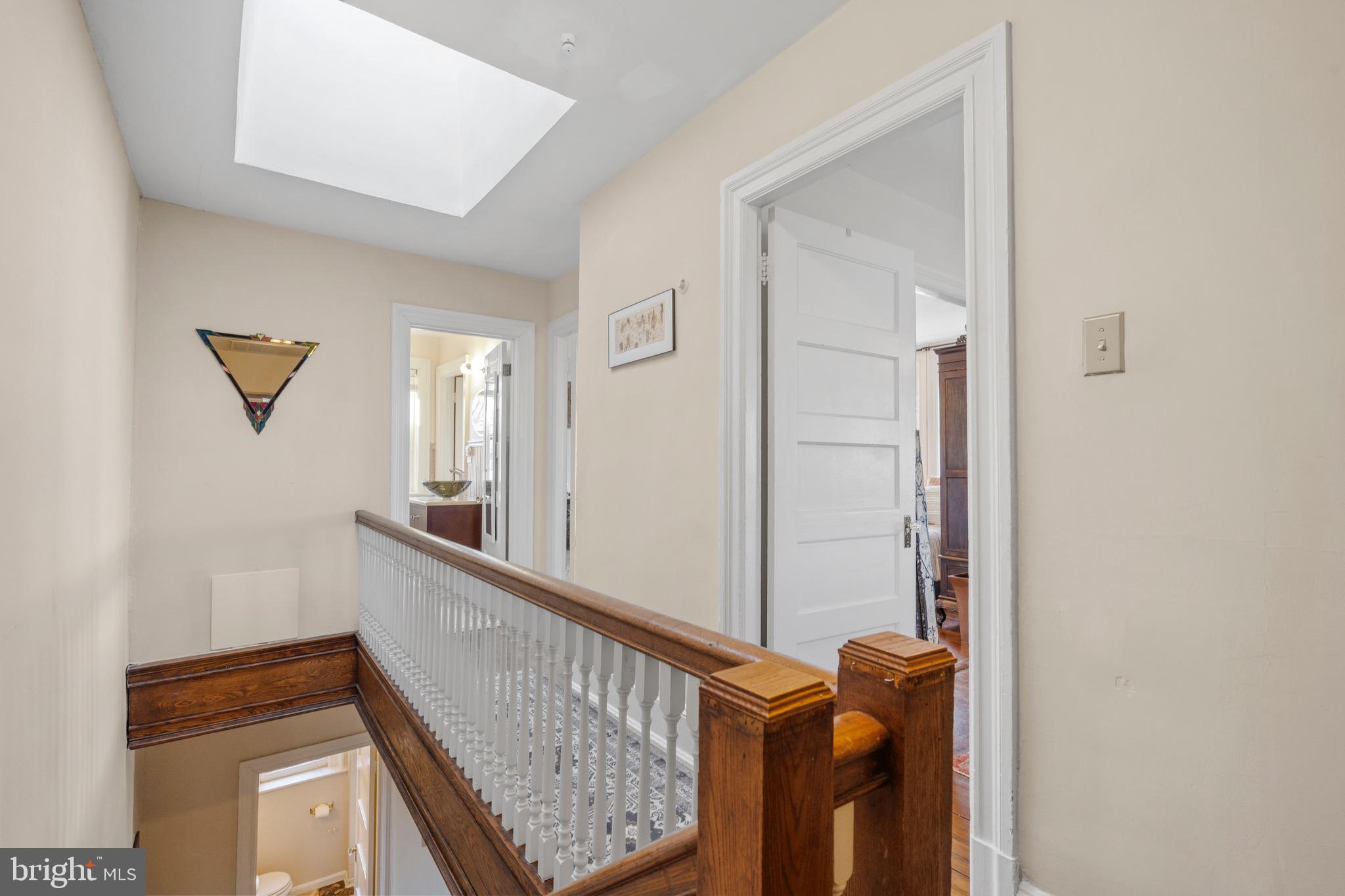 CAPITOL HILL - Residential