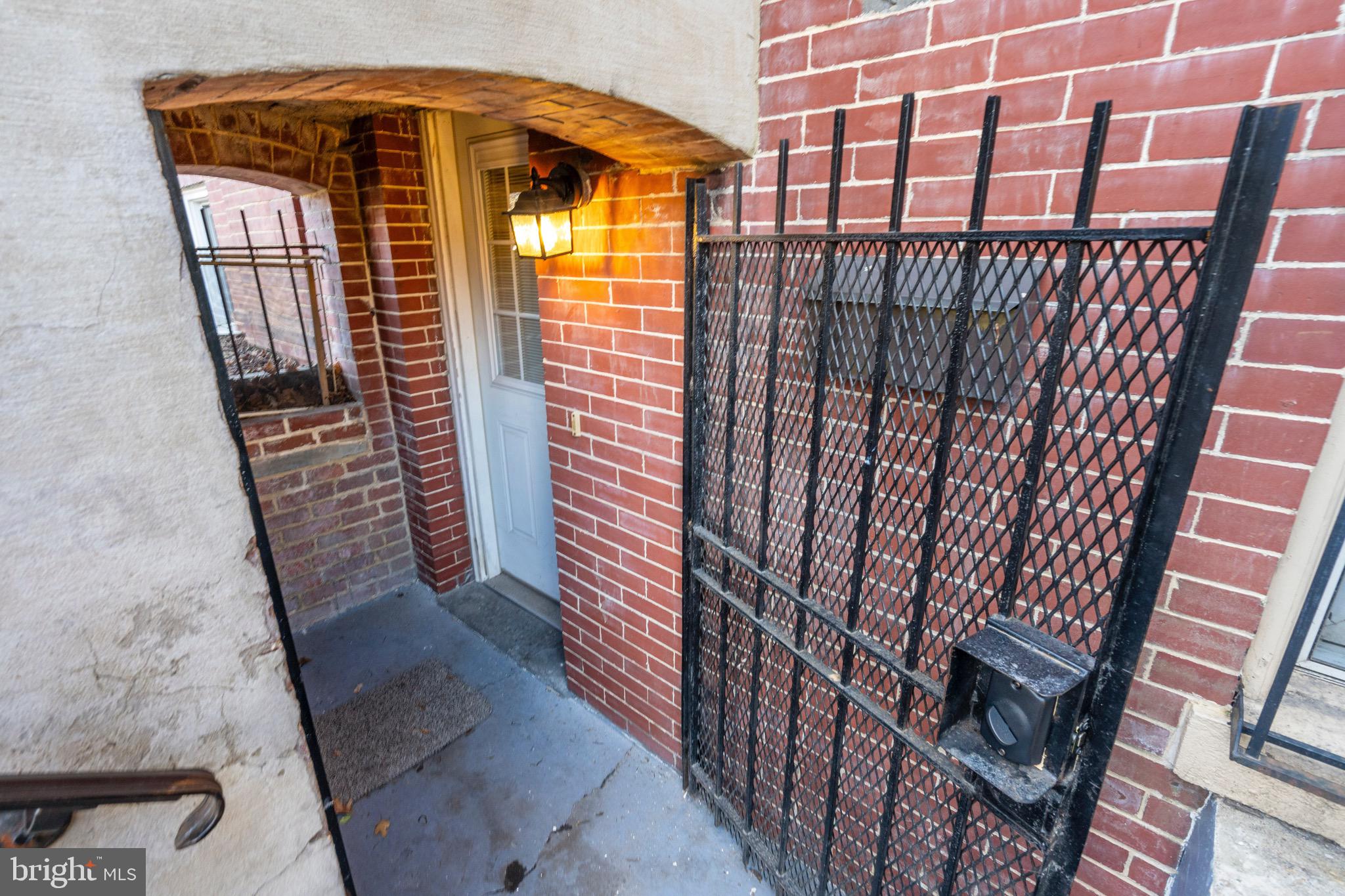 CAPITOL HILL - Residential