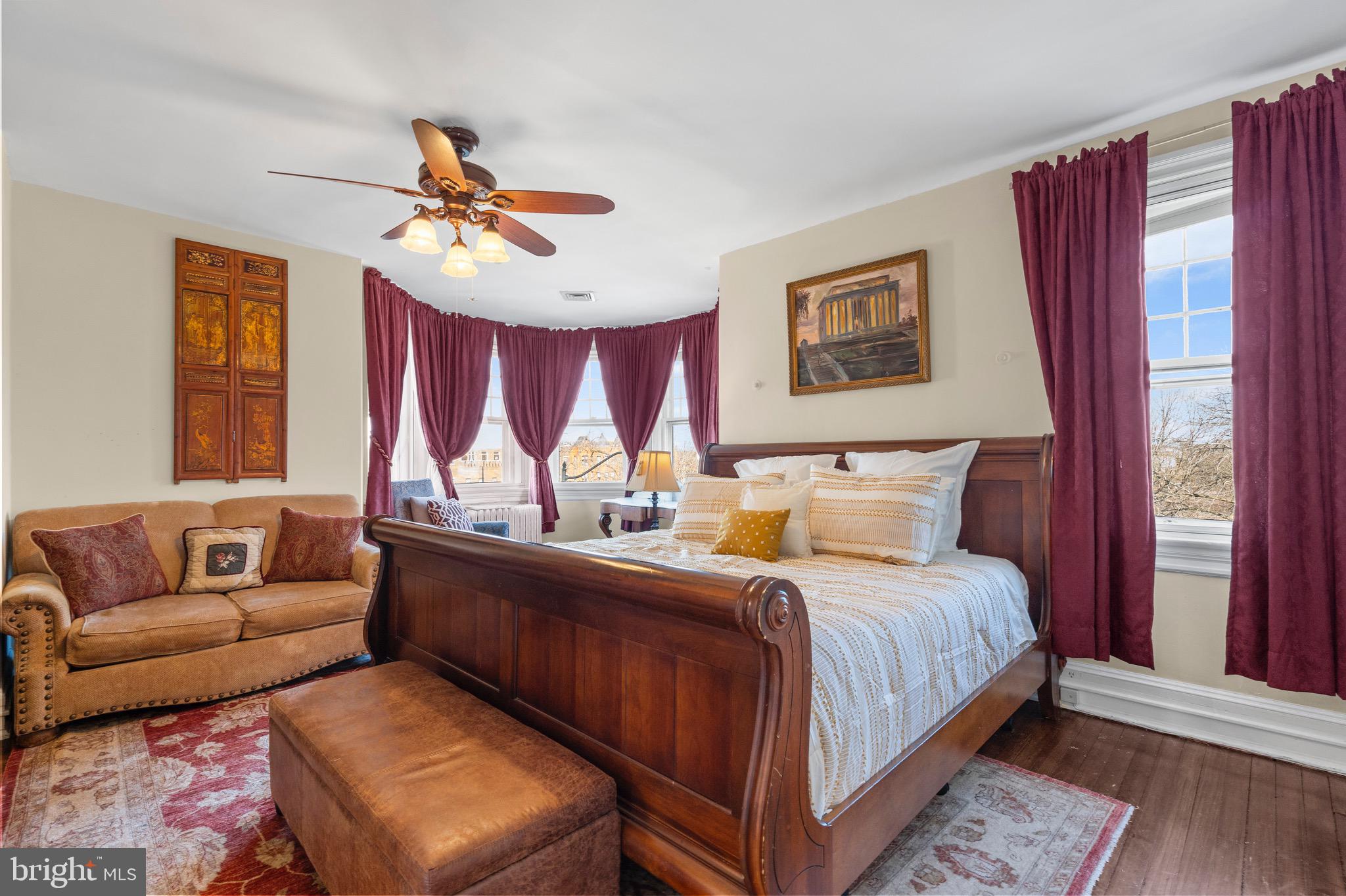 CAPITOL HILL - Residential