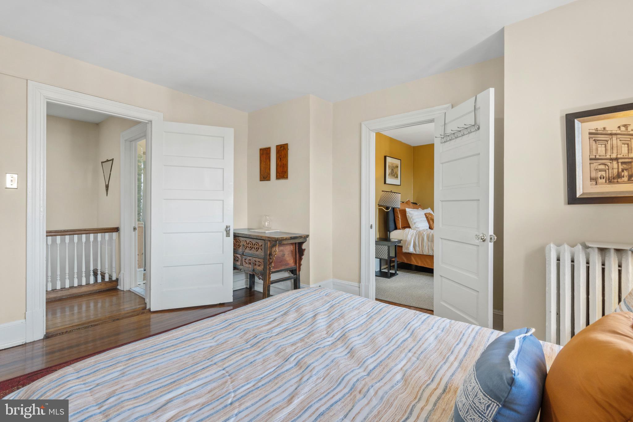 CAPITOL HILL - Residential