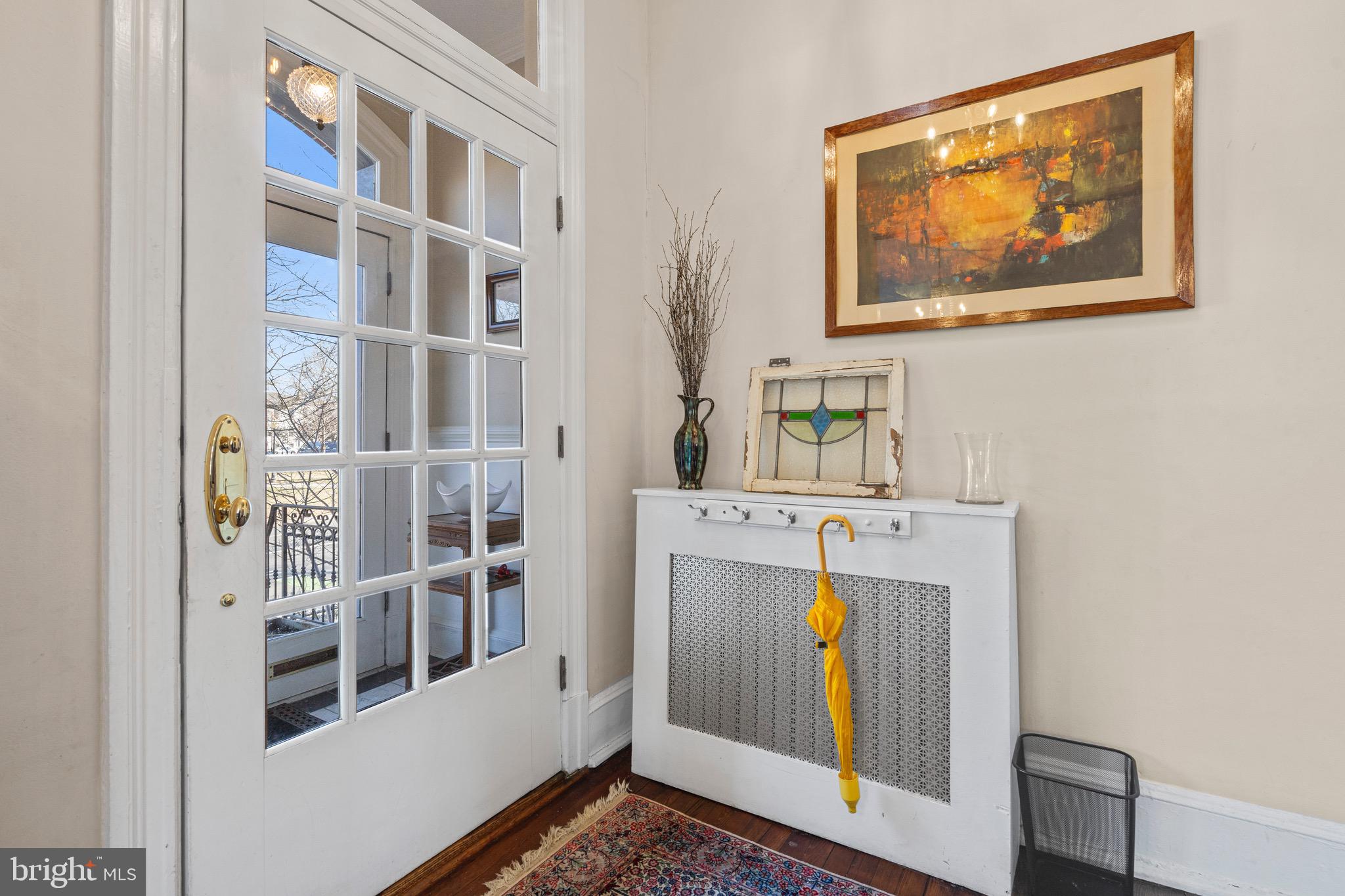 226 4TH STREET NE