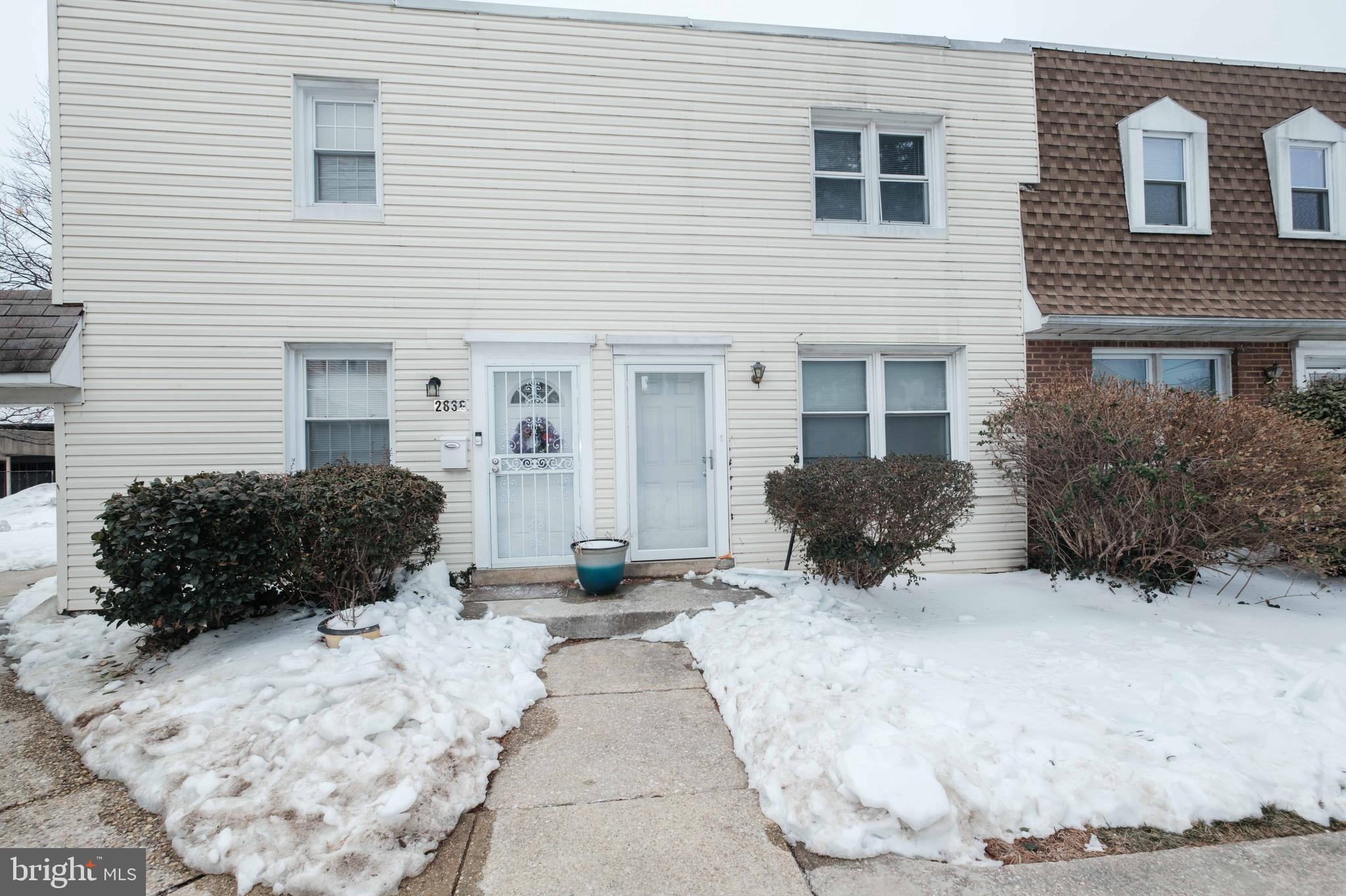 IVERSON SQUARE CONDOMINIUM - Residential