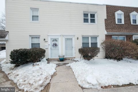 2840 IVERSON STREET 104 TEMPLE HILLS MD 20748