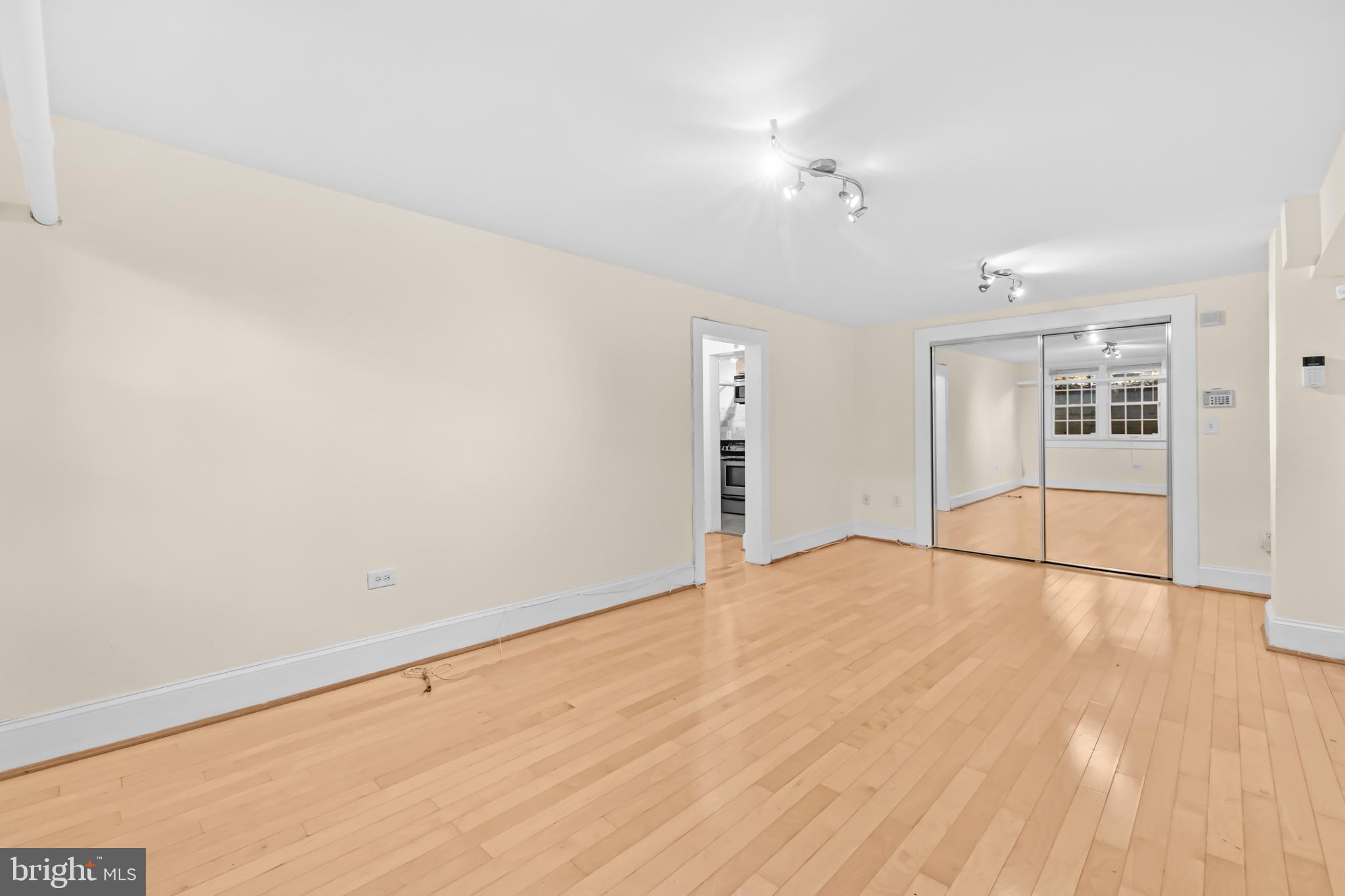 3001 PORTER STREET NW 100