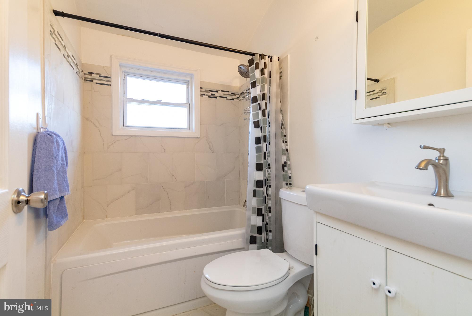 MIDDLESEX - Residential