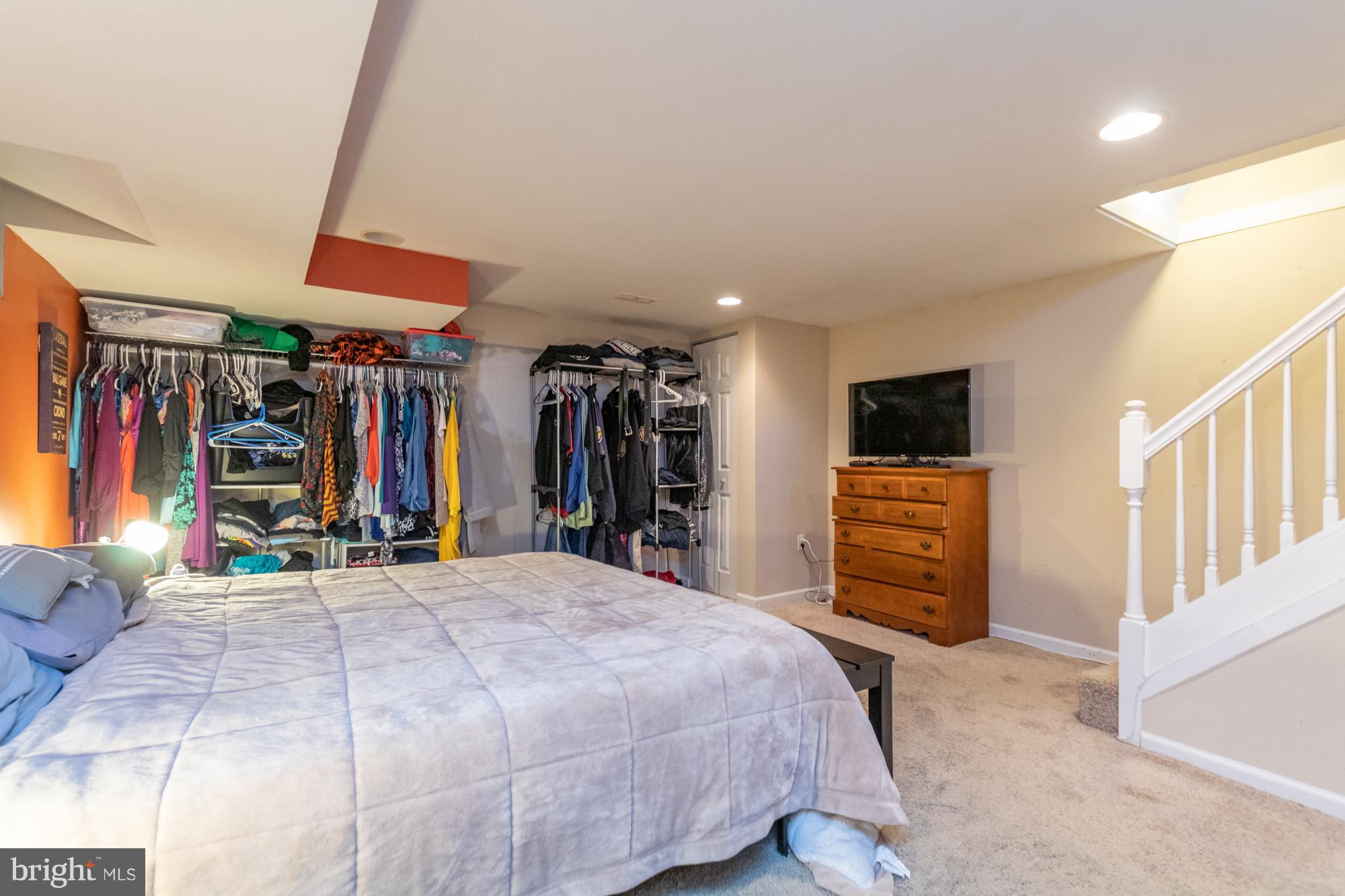 MIDDLESEX - Residential