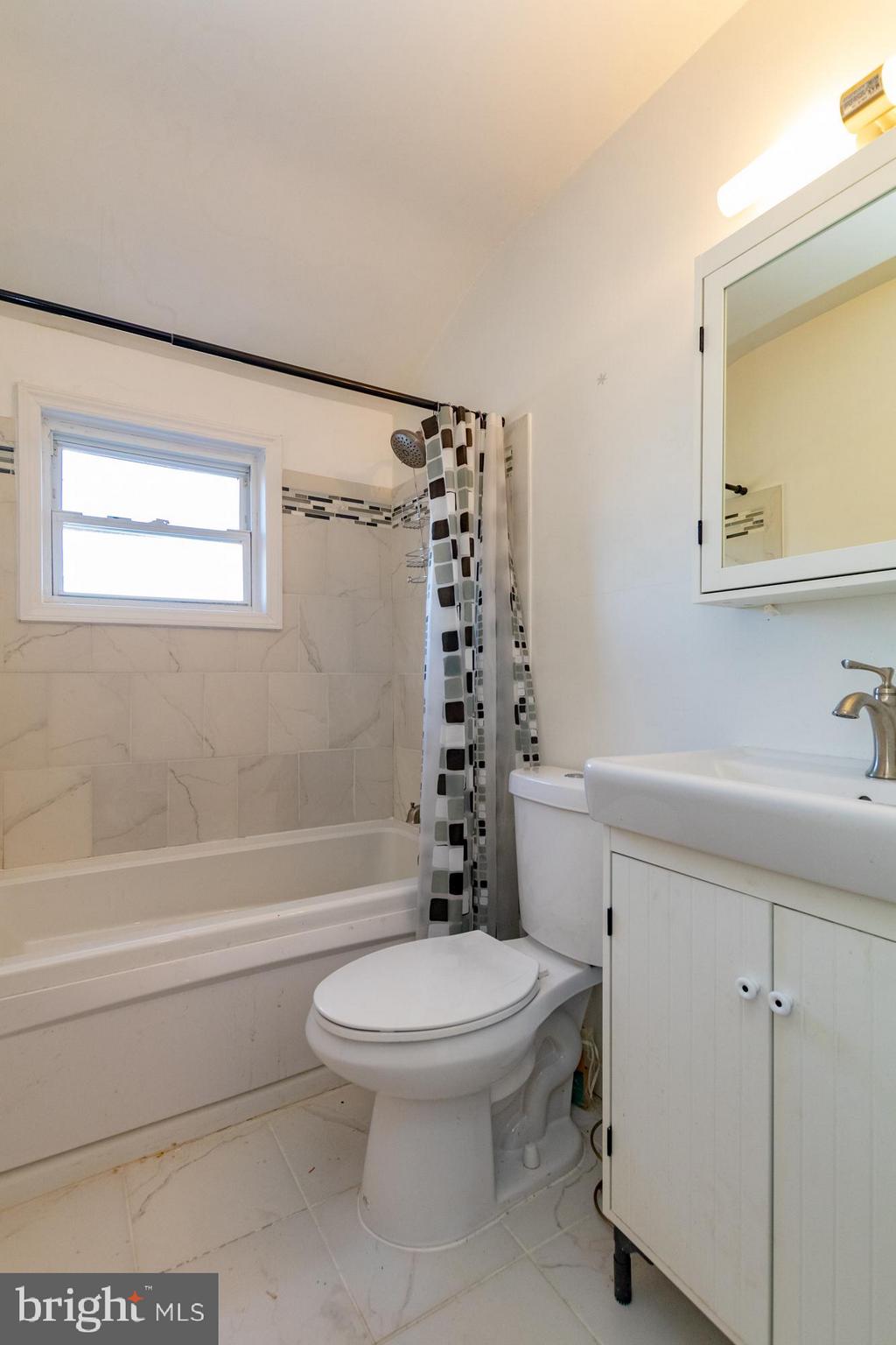 MIDDLESEX - Residential