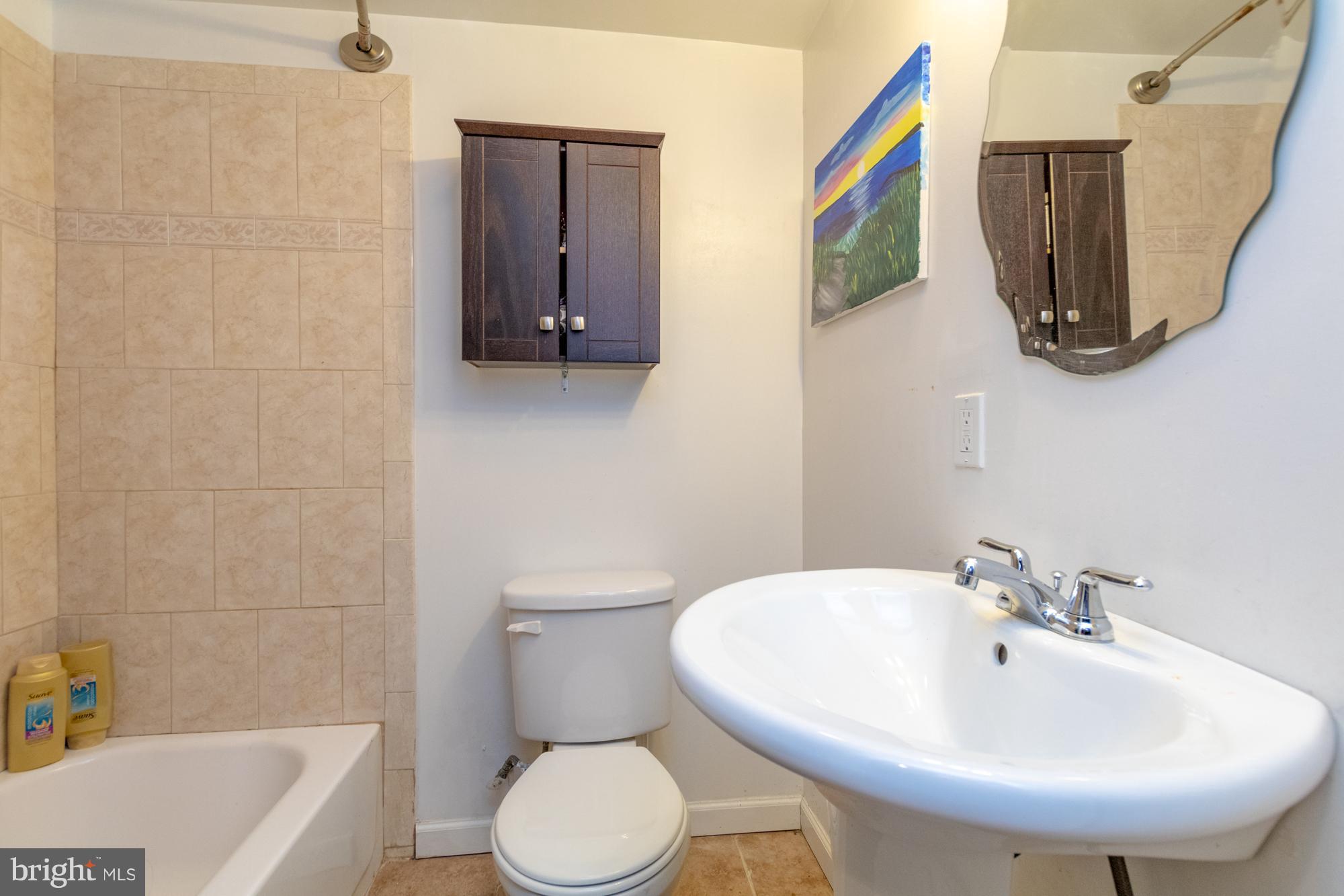 MIDDLESEX - Residential