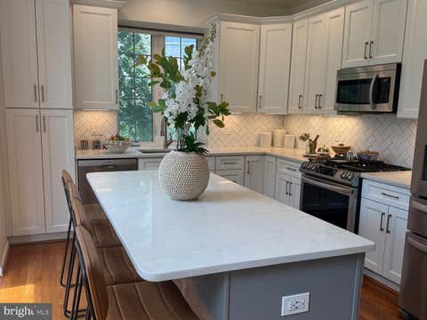 Photo of 43241 Somerset Hills Terrace, ASHBURN, VA 20147 (MLS # VALO2130784)
