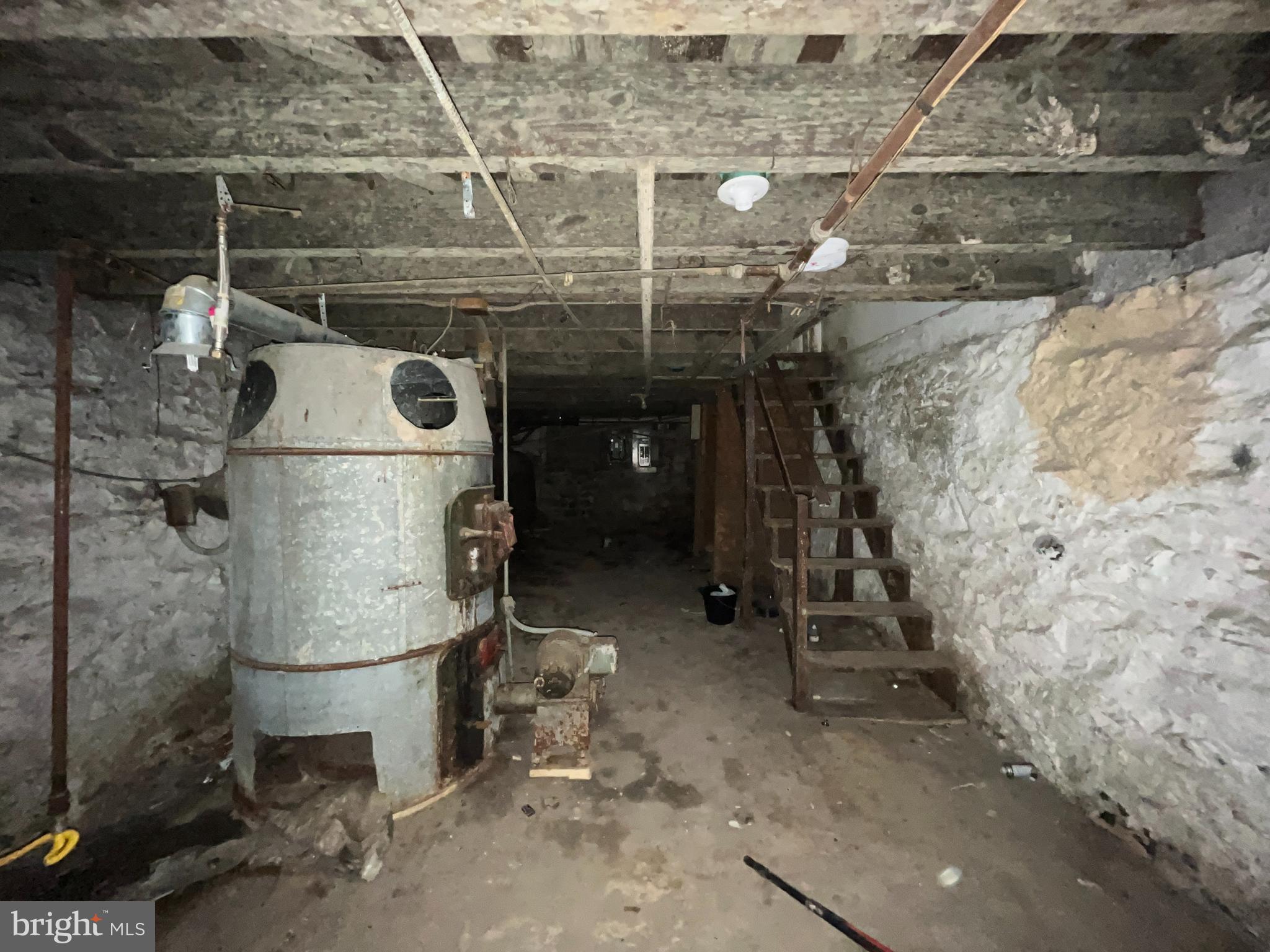 MILL HILL - Residential