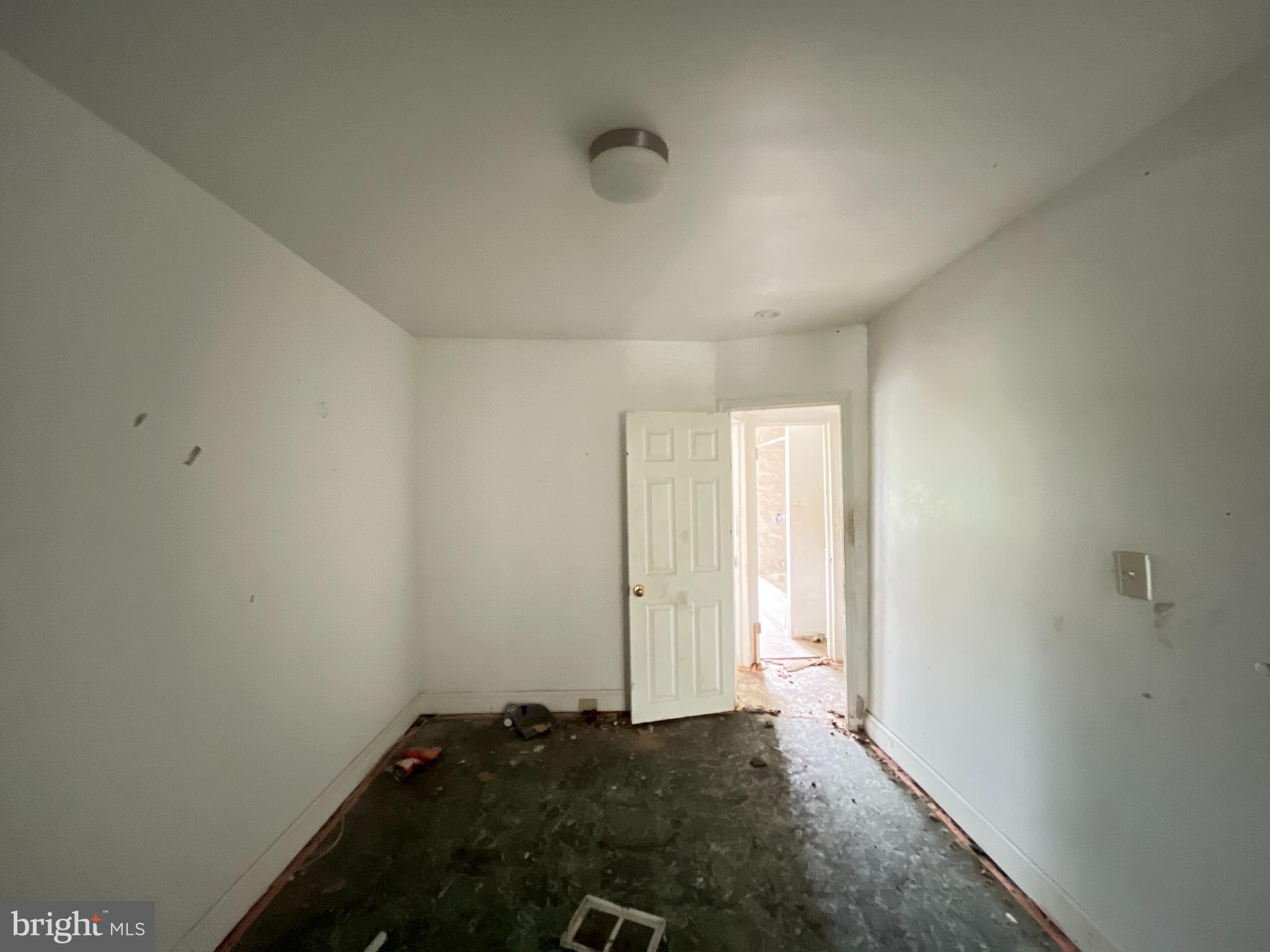 MILL HILL - Residential