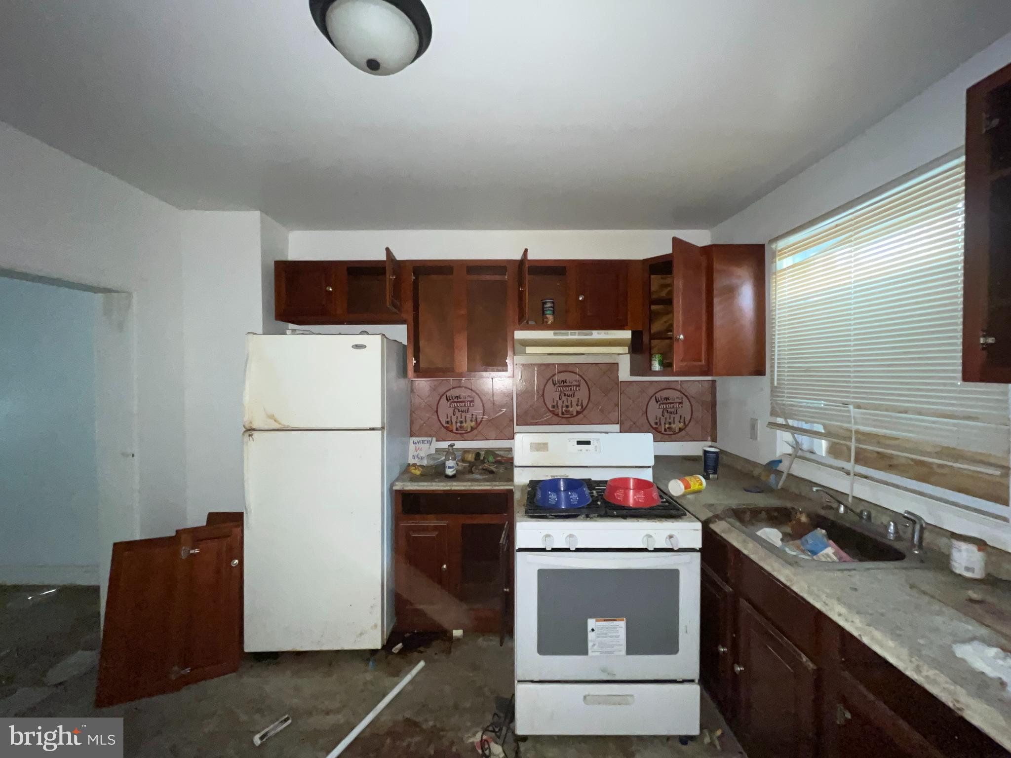 MILL HILL - Residential