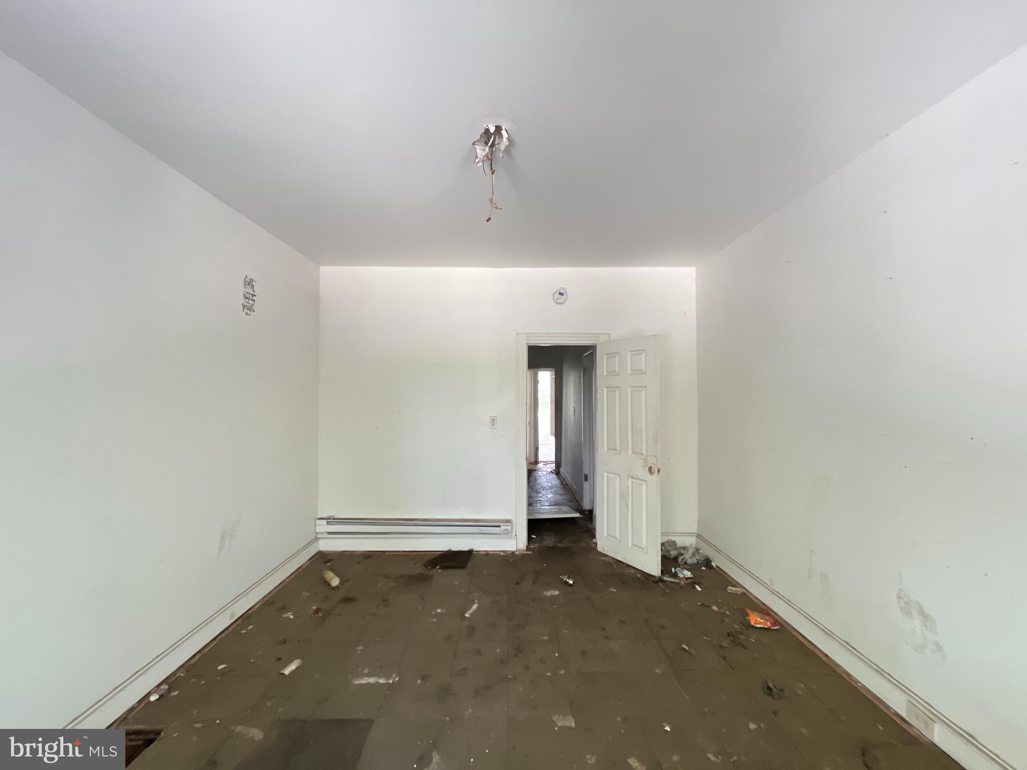 MILL HILL - Residential