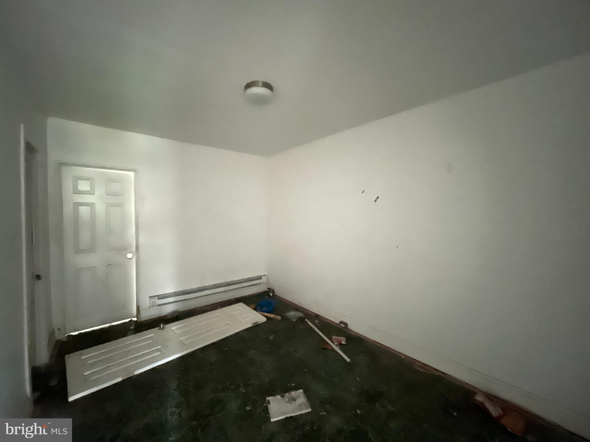 MILL HILL - Residential