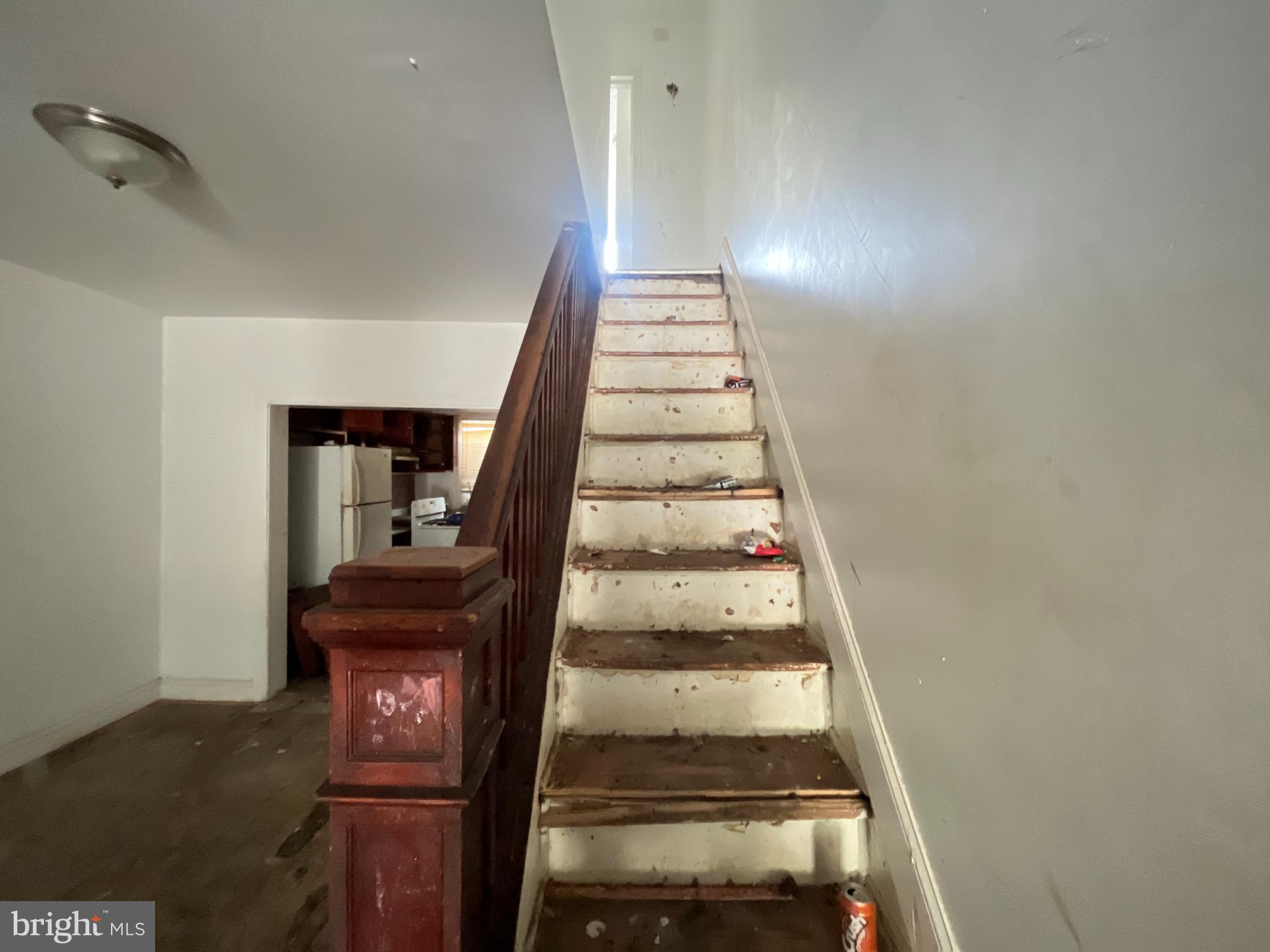 MILL HILL - Residential