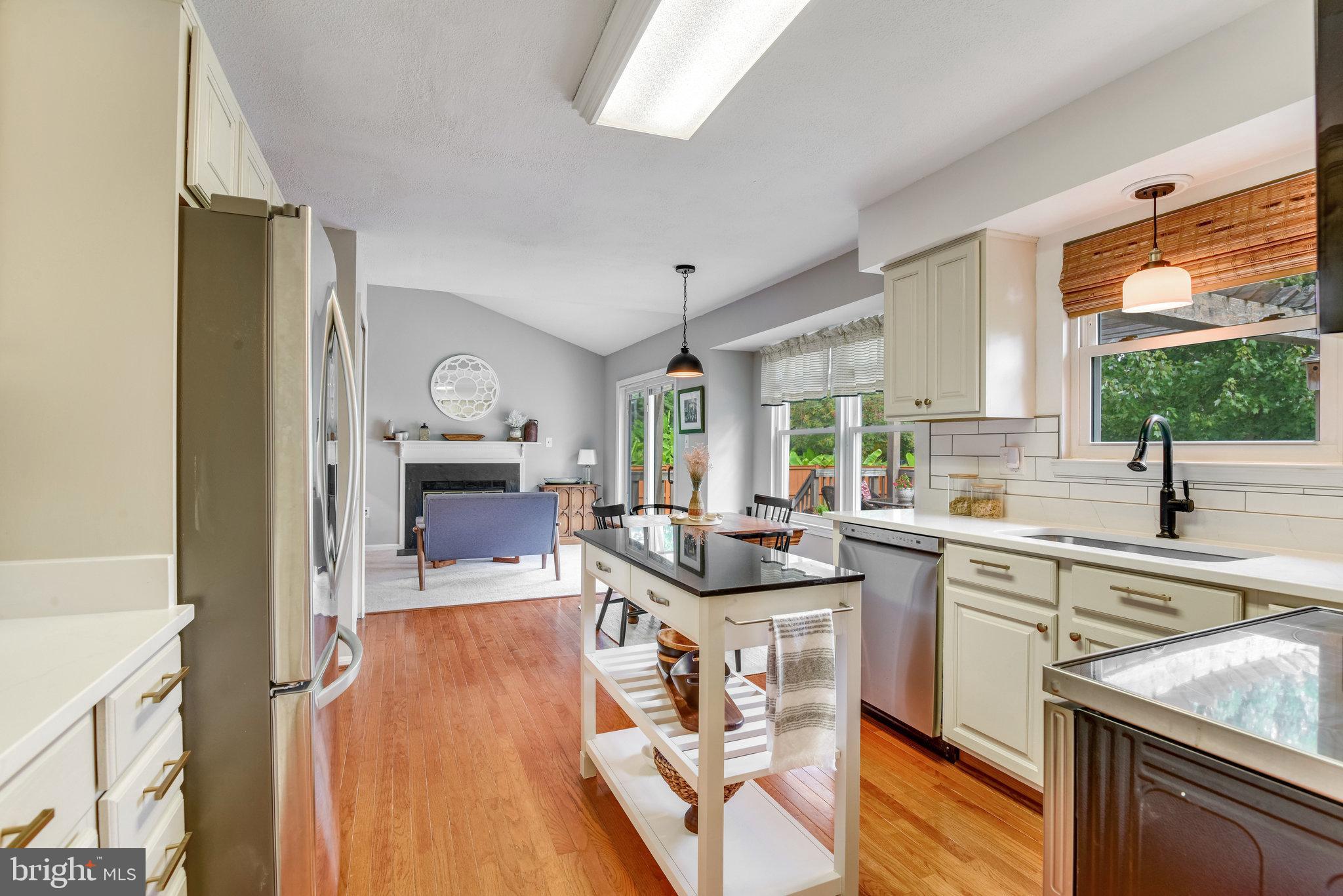 CEDAR CREST - Residential