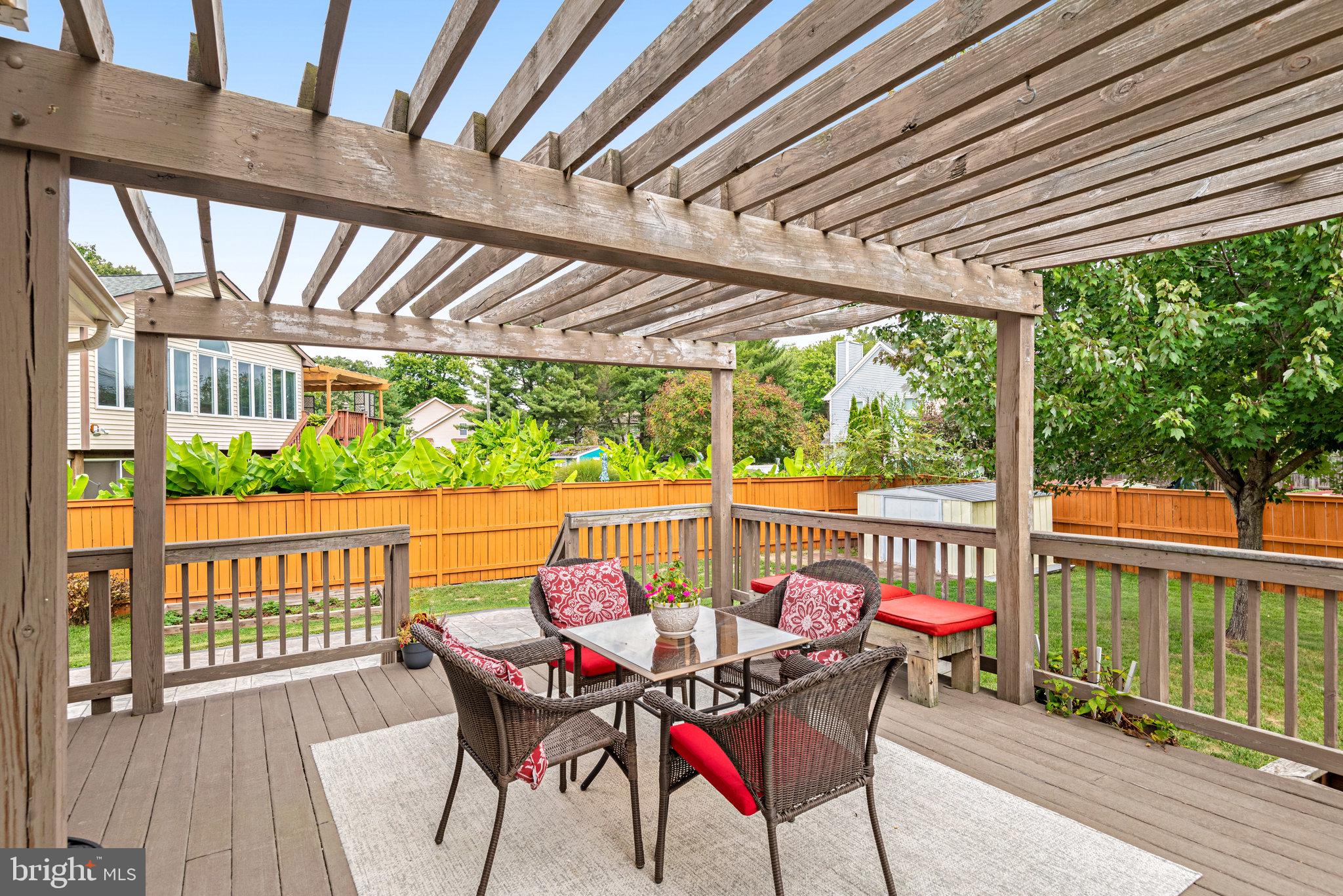 CEDAR CREST - Residential