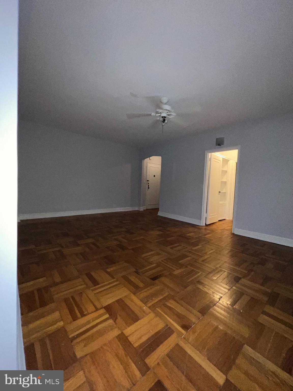 221 RIDGEMEDE ROAD 302