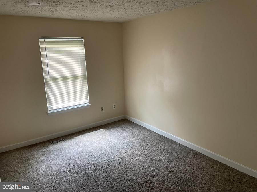 ST CHARLES SUB - CARRINGTON - Residential Lease