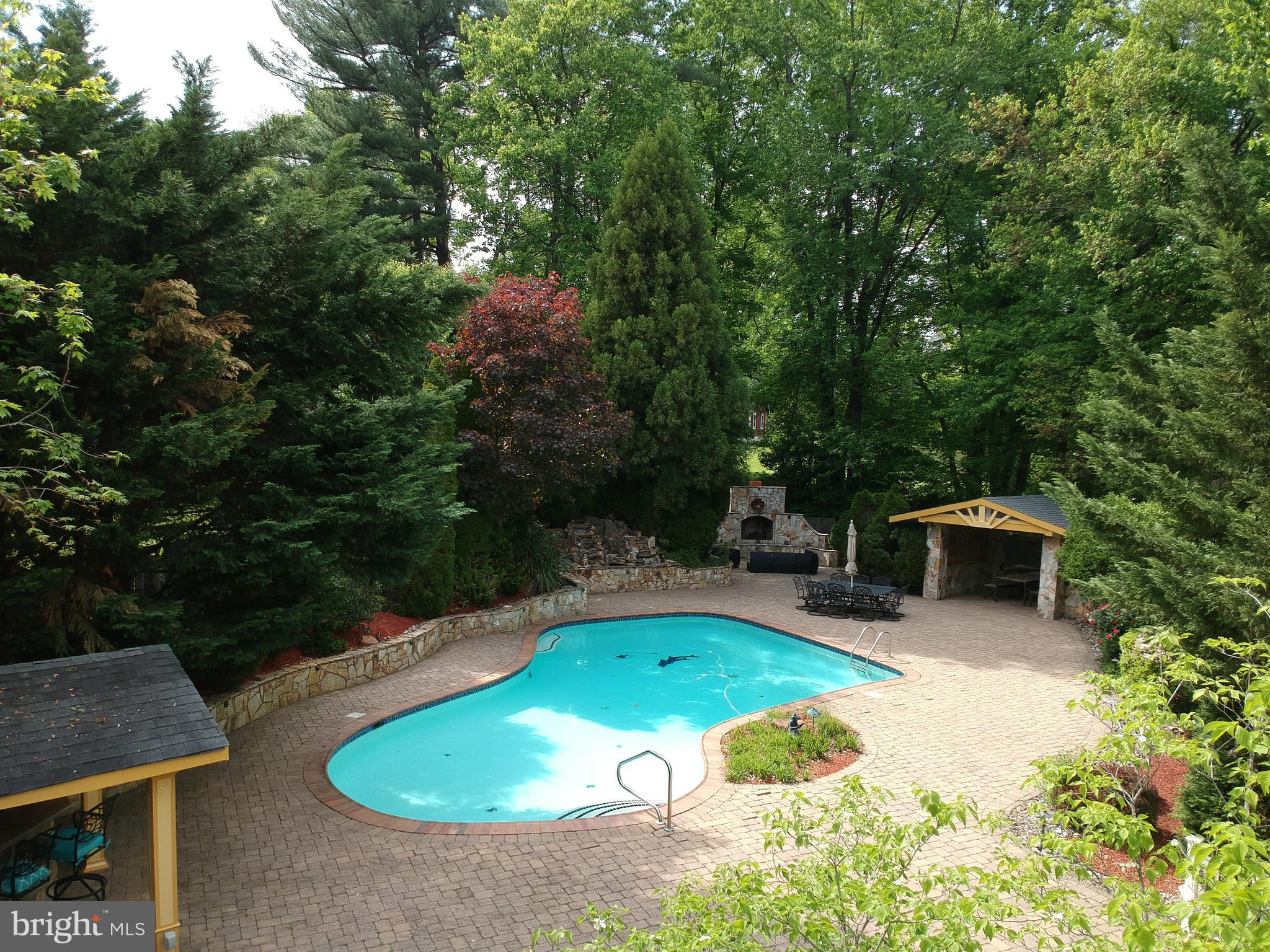 ALEXANDRA ESTATES - Residential