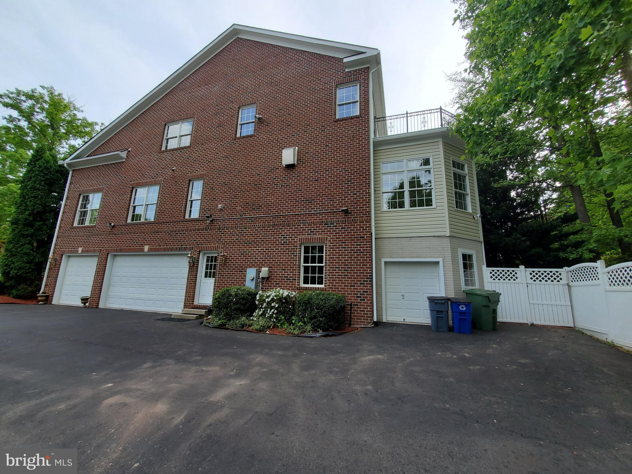 ALEXANDRA ESTATES - Residential