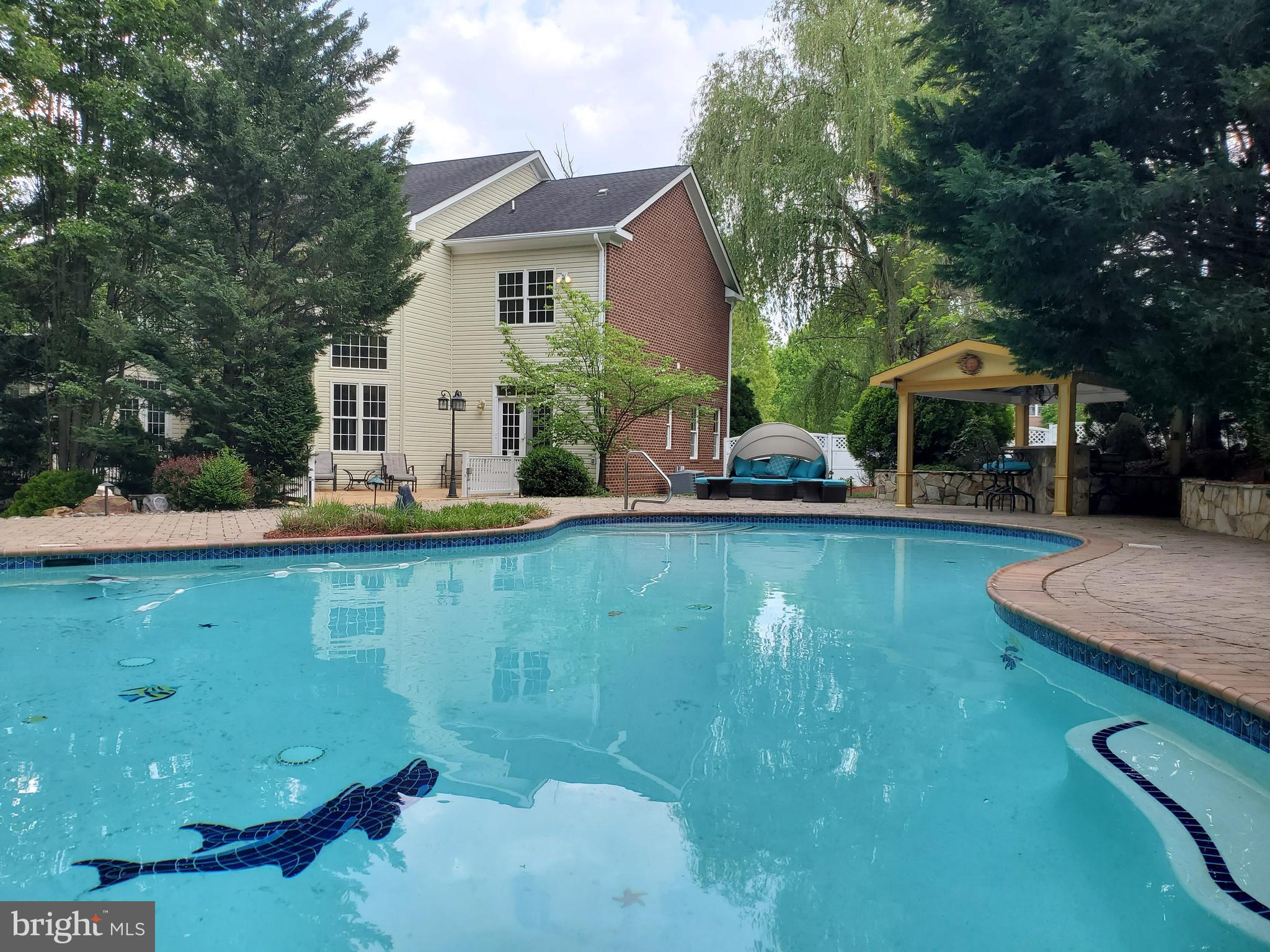 ALEXANDRA ESTATES - Residential